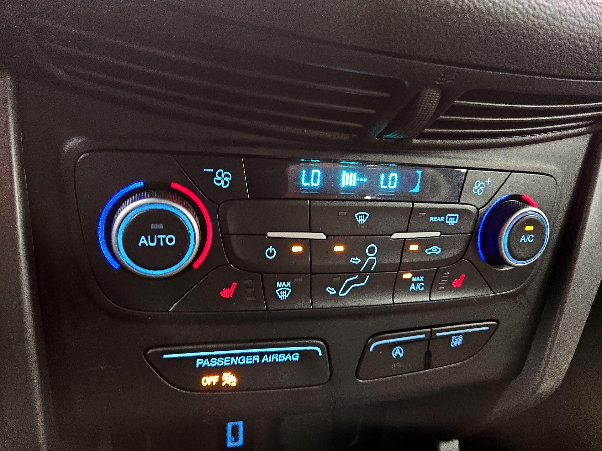 Thumbnail: 2018 Ford Escape - 16