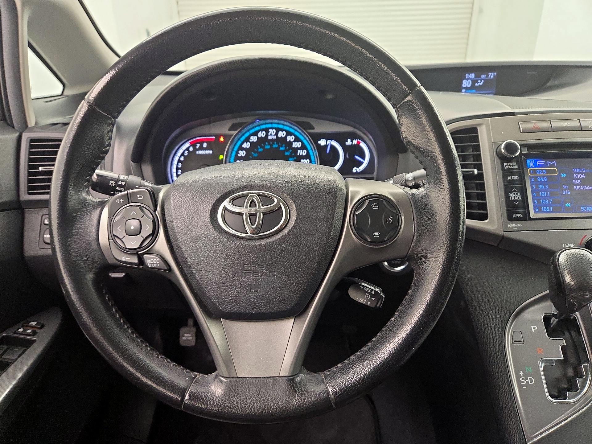 Thumbnail: 2014 Toyota Venza - 10