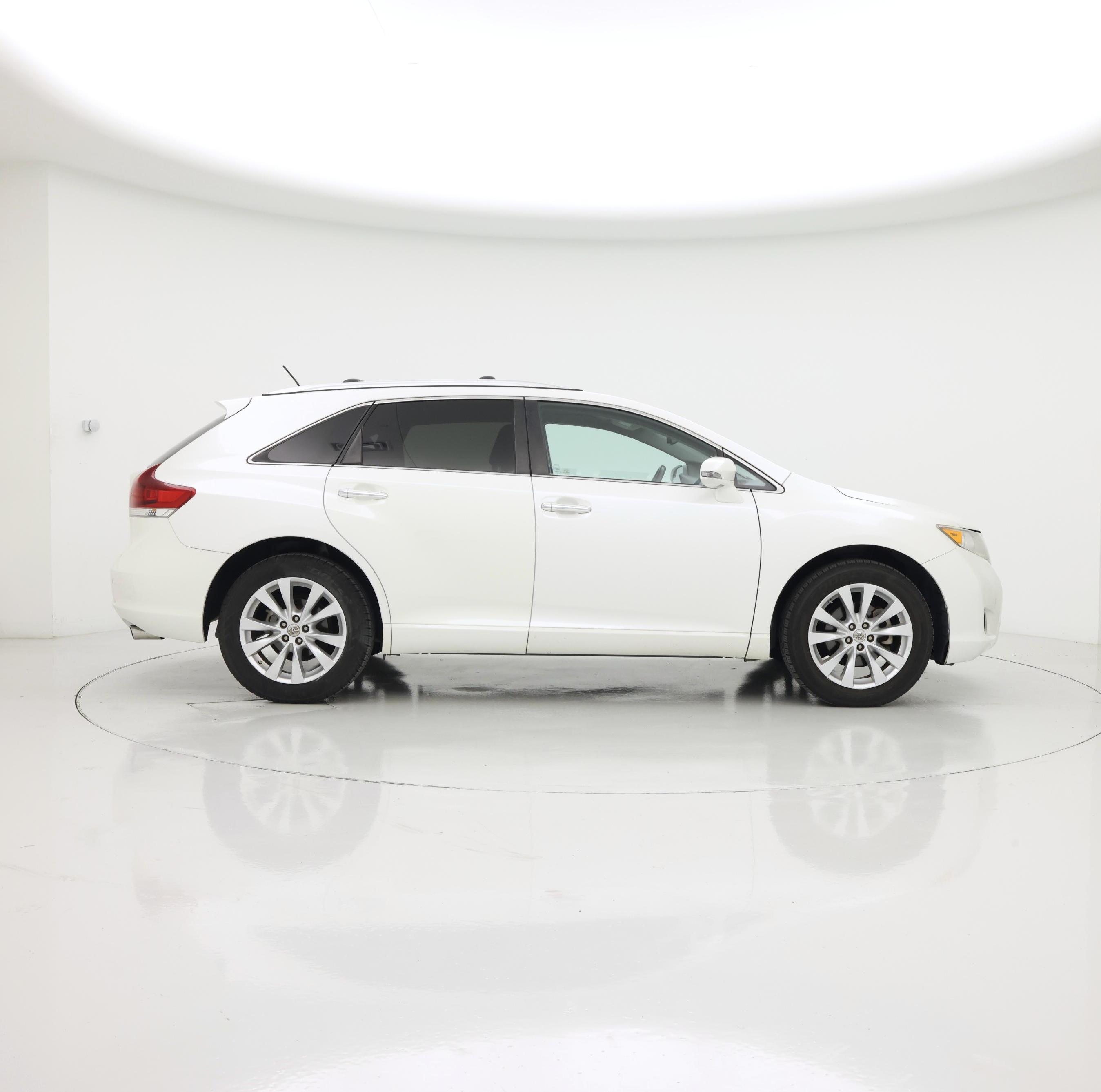 Thumbnail: 2014 Toyota Venza - 7