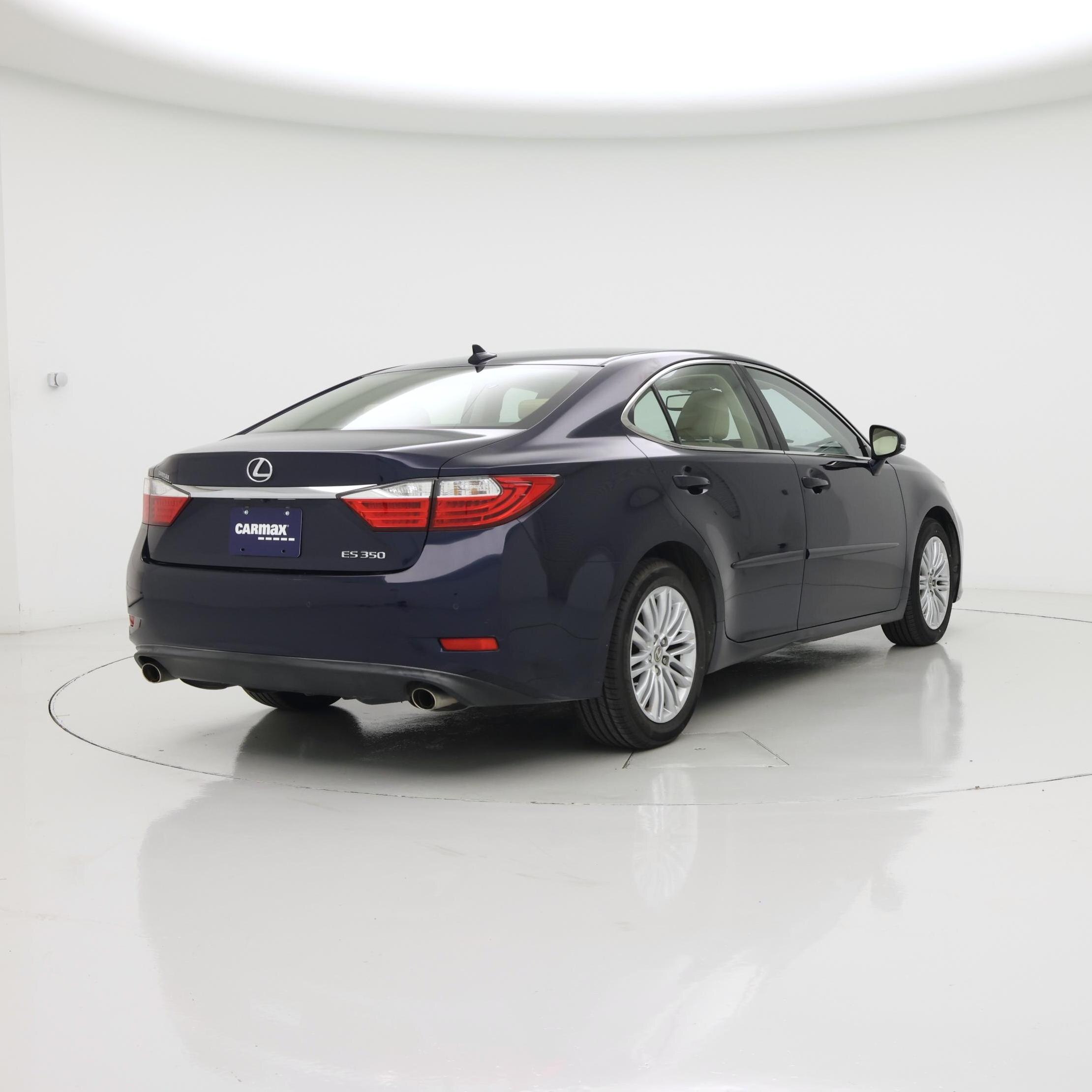 Thumbnail: 2014 Lexus ES - 8