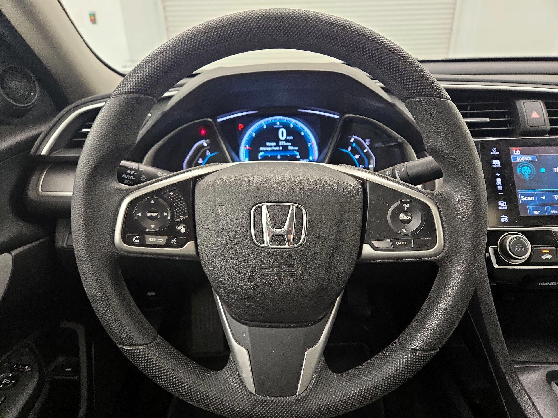 Thumbnail: 2016 Honda Civic - 10
