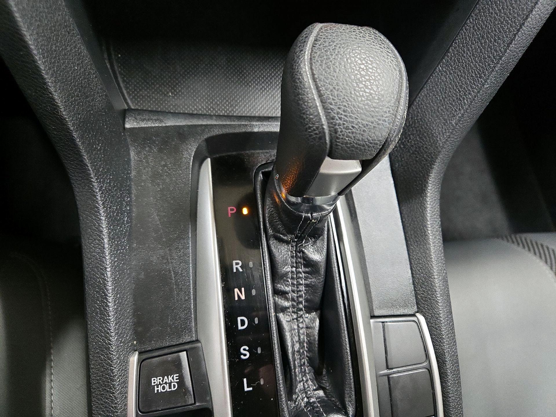 Thumbnail: 2016 Honda Civic - 17