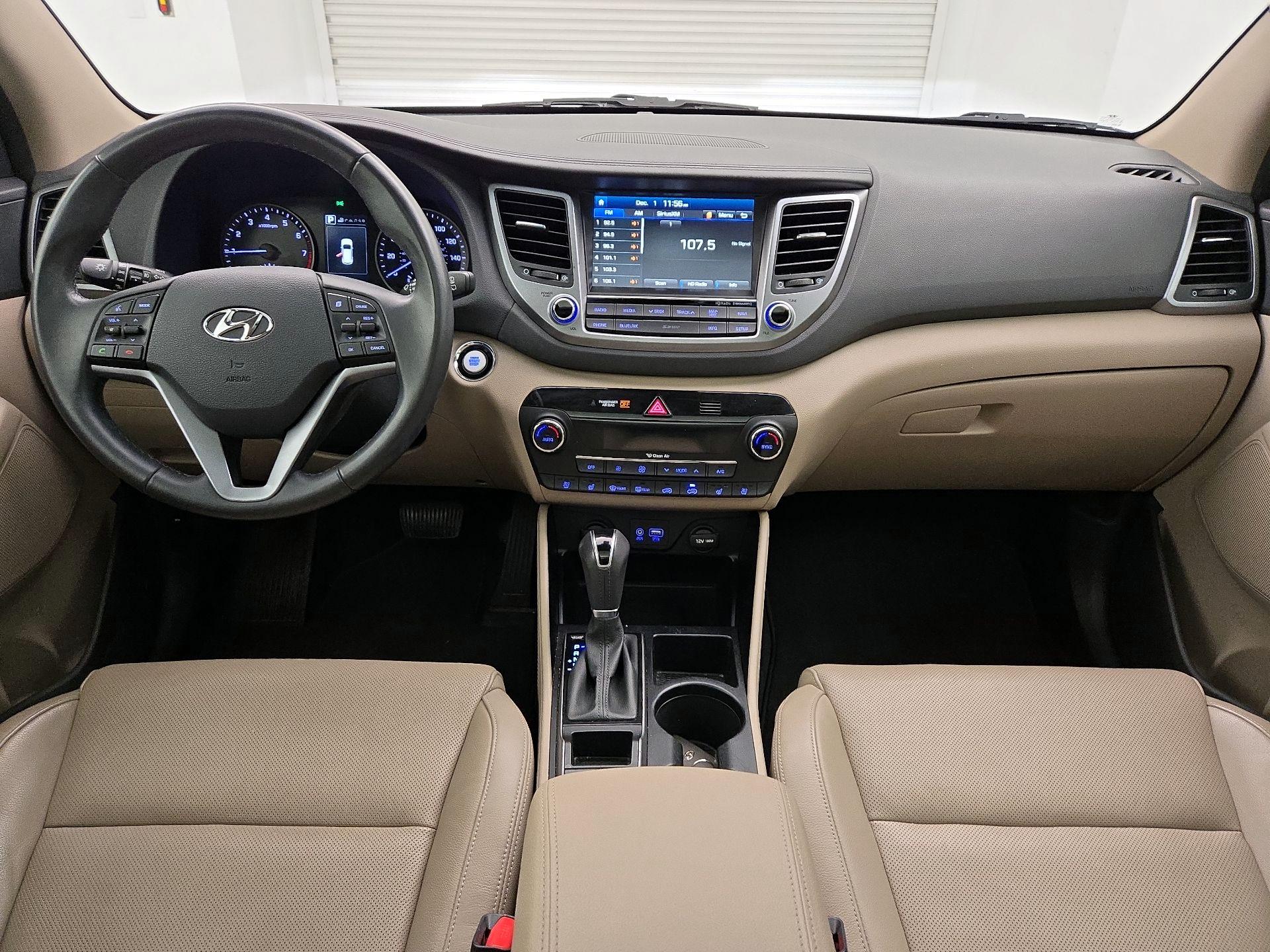 Thumbnail: 2016 Hyundai Tucson - 9