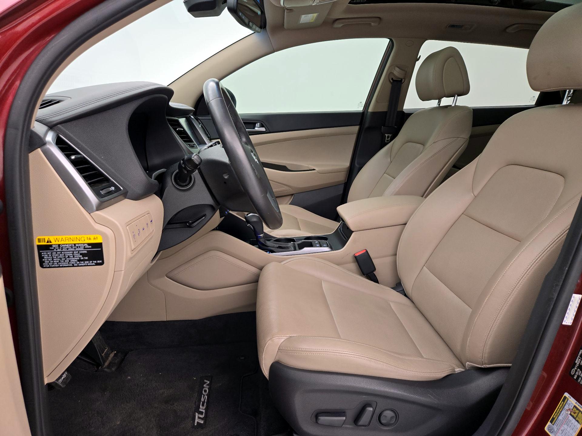 Thumbnail: 2016 Hyundai Tucson - 11