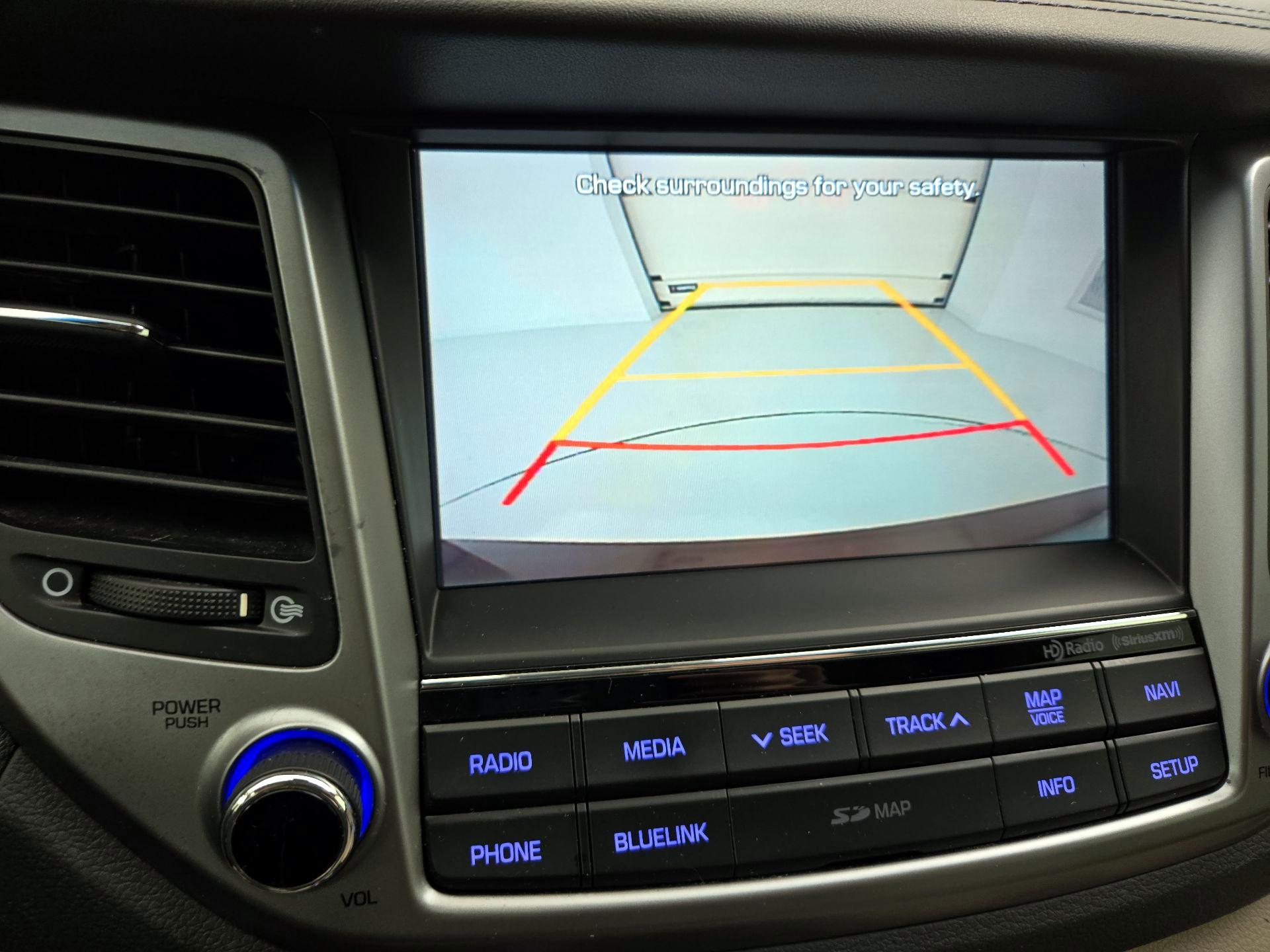 Thumbnail: 2016 Hyundai Tucson - 15