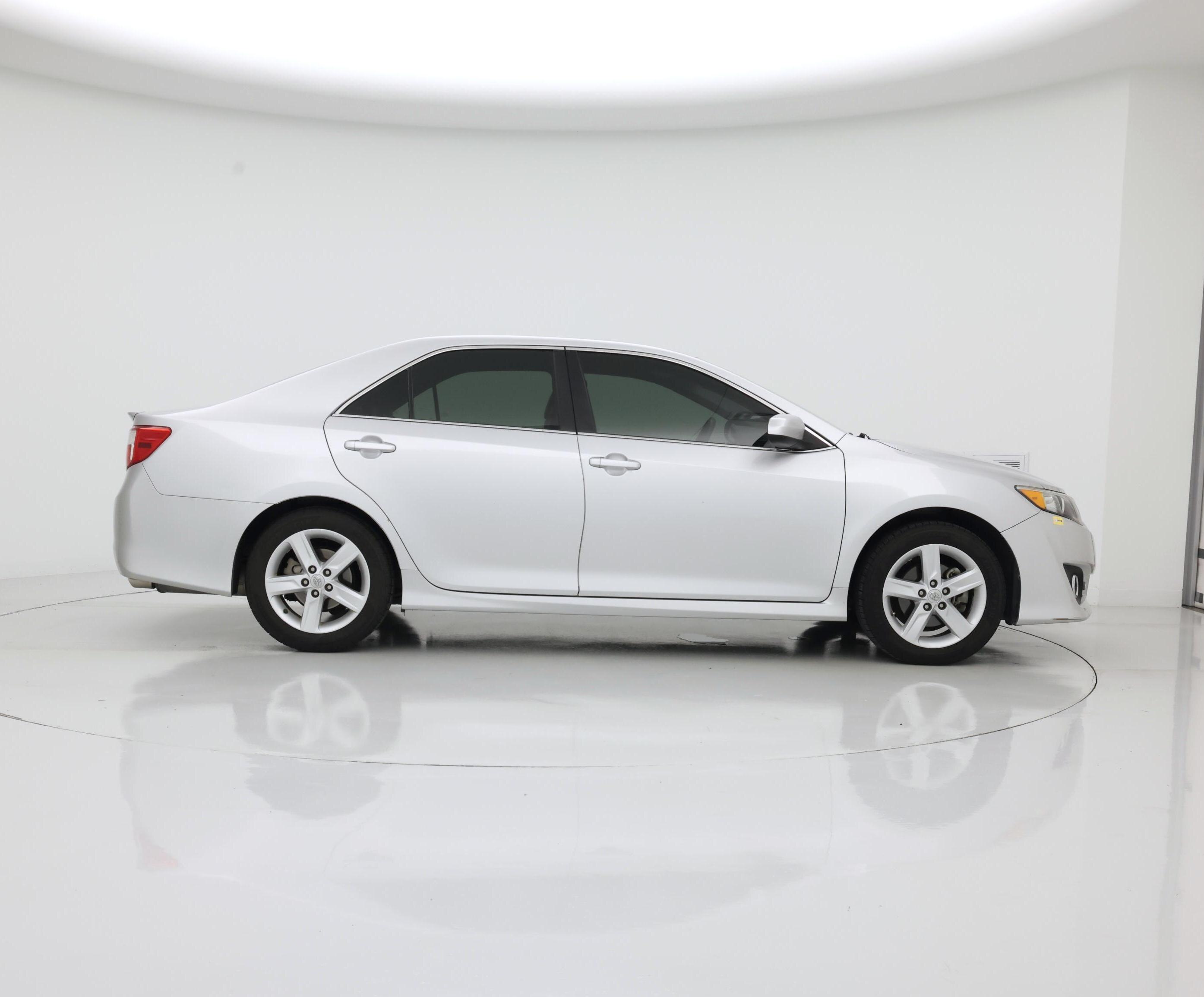 Thumbnail: 2014 Toyota Camry - 7