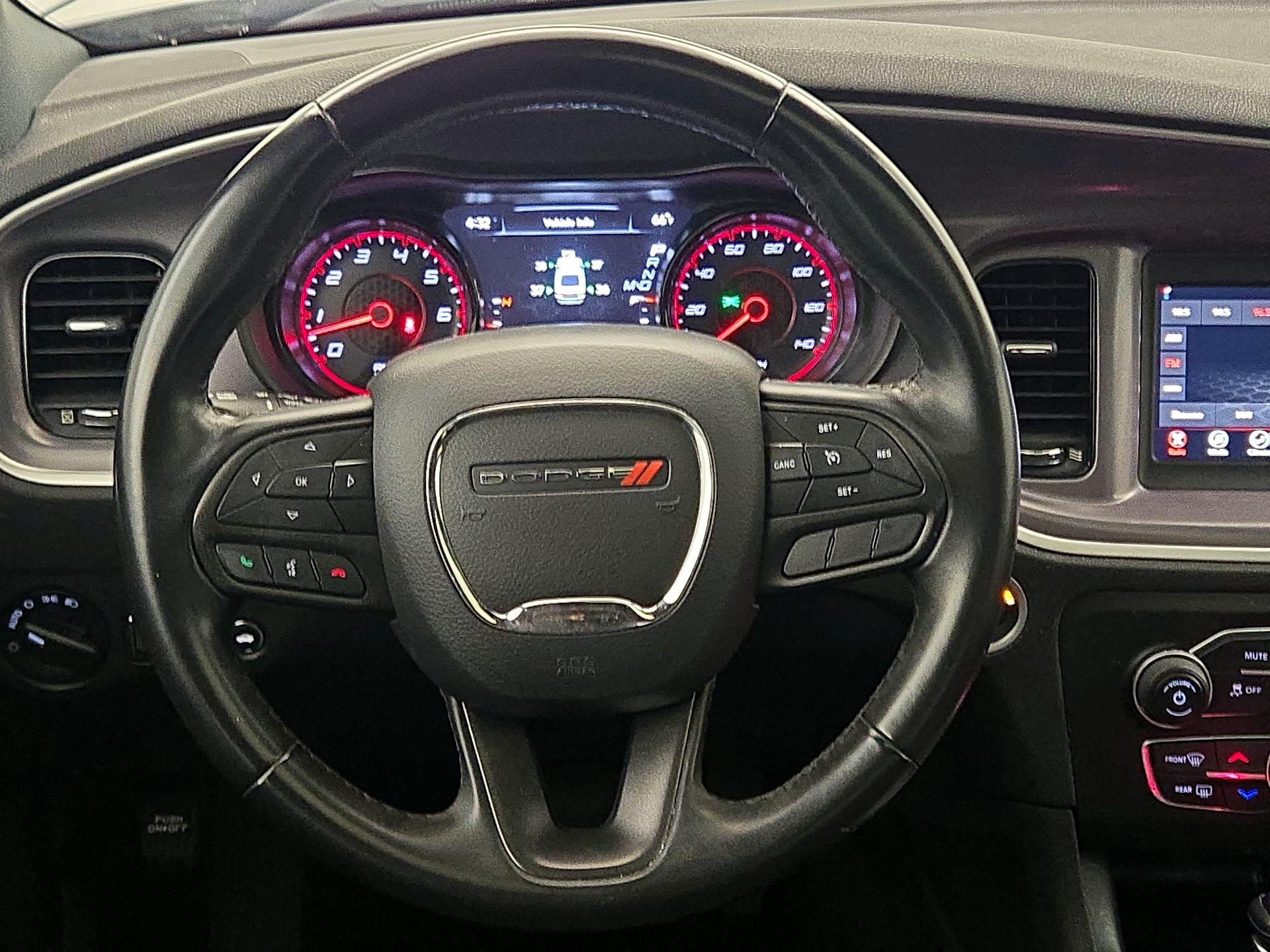 Thumbnail: 2020 Dodge Charger - 10