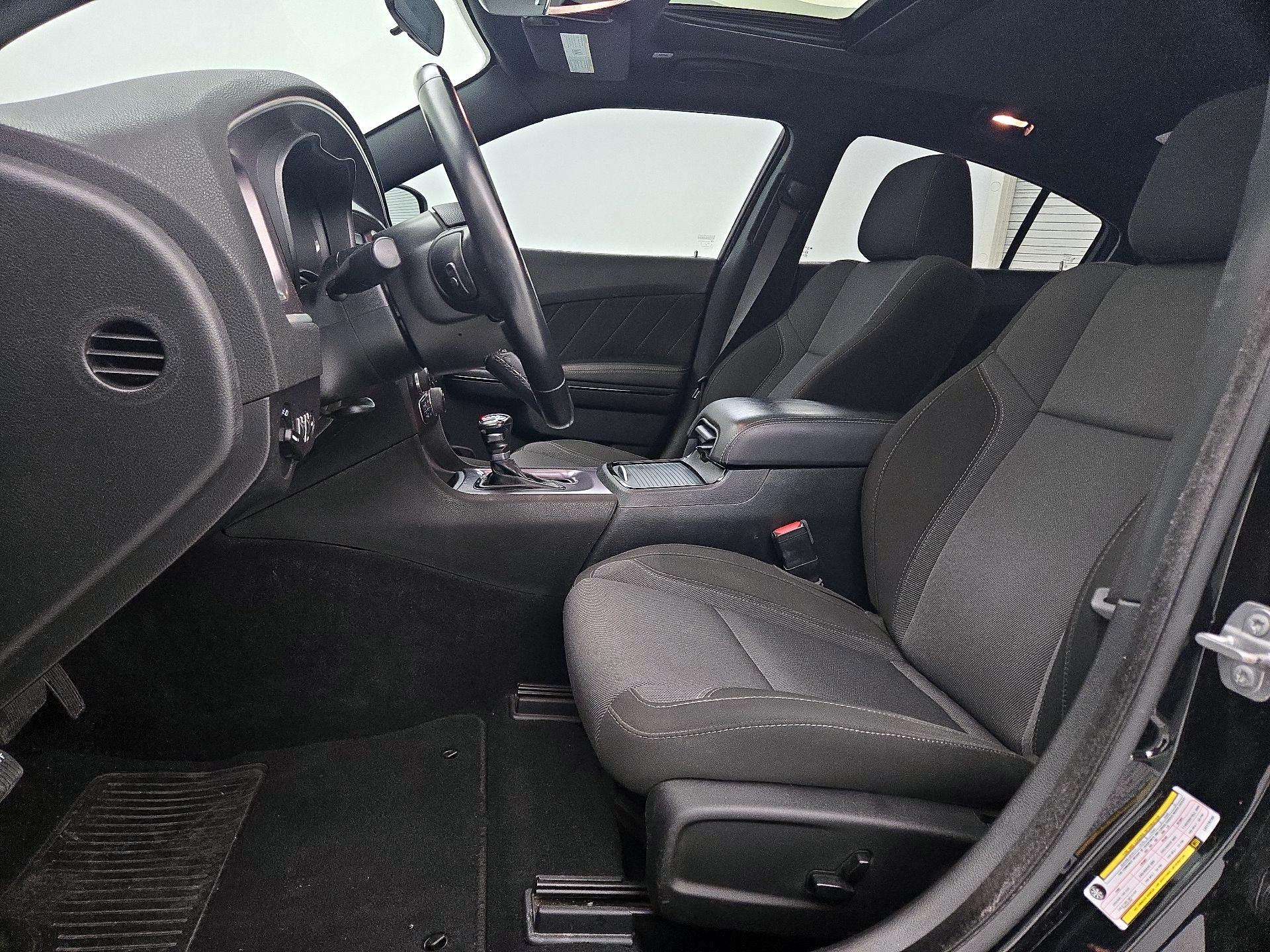 Thumbnail: 2020 Dodge Charger - 11