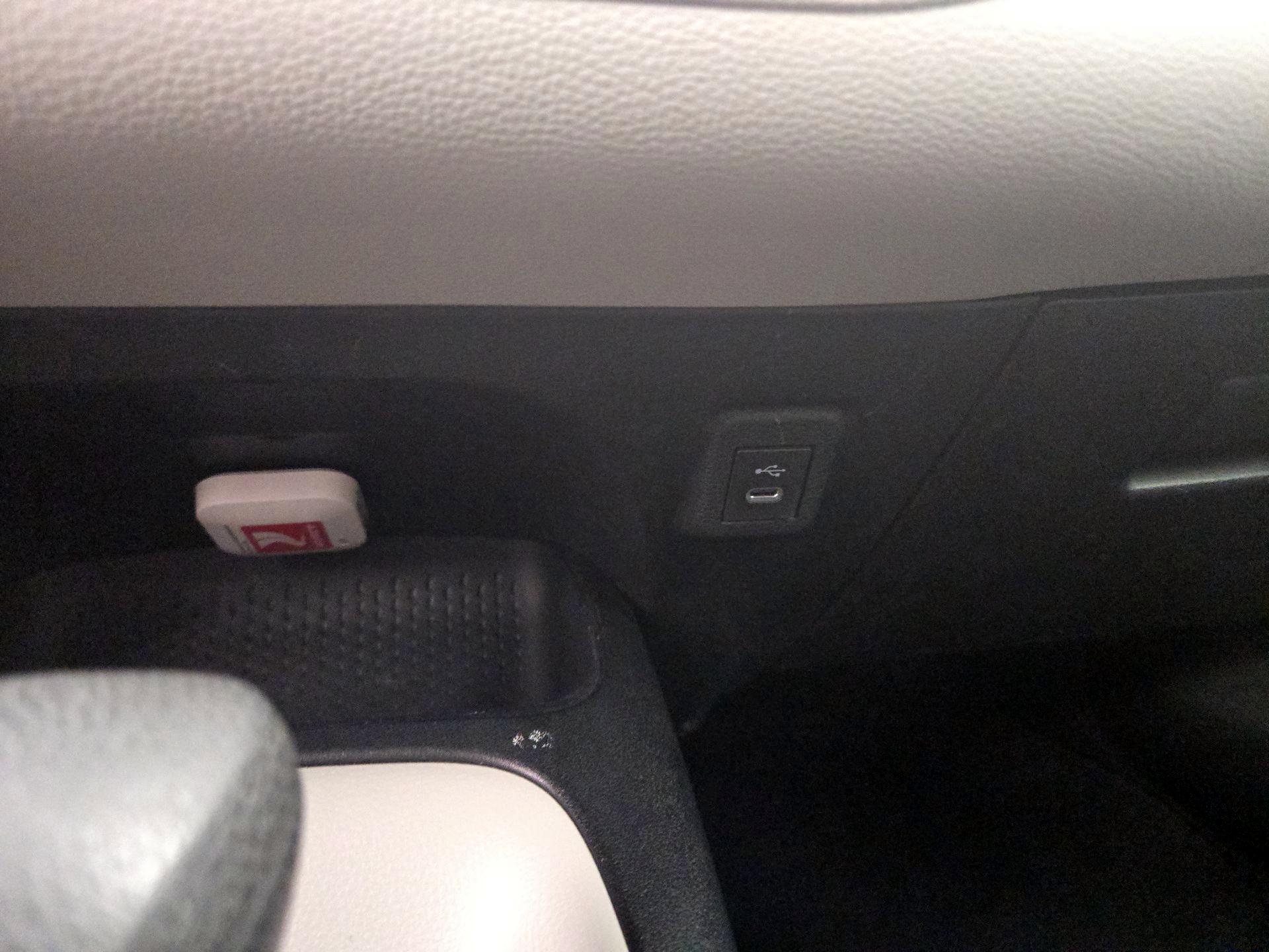 Thumbnail: 2023 Toyota Corolla - 18