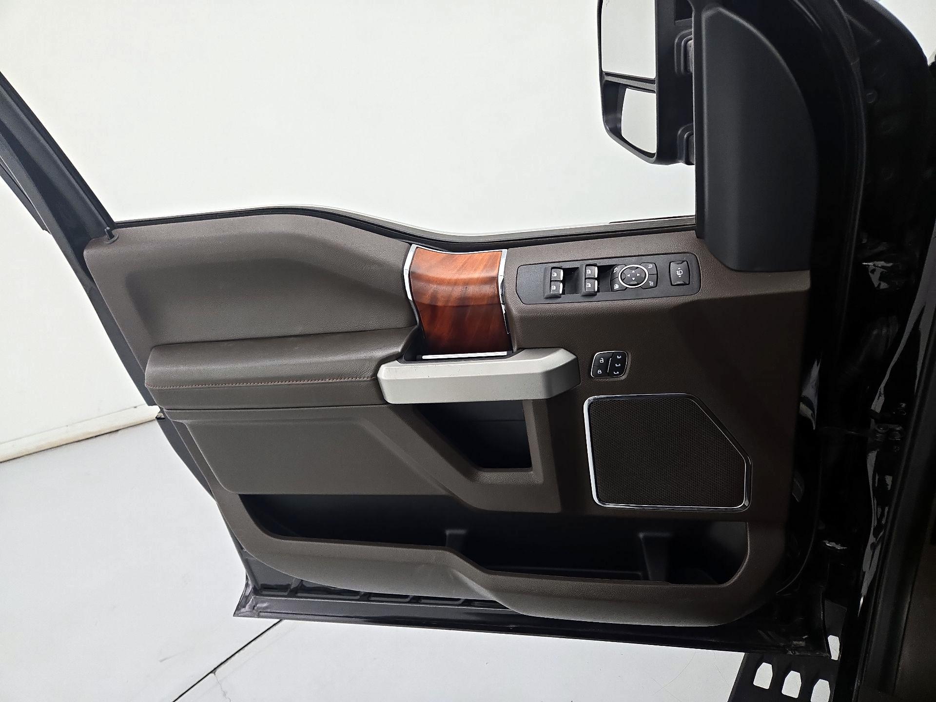 Thumbnail: 2022 Ford F-250 - 12