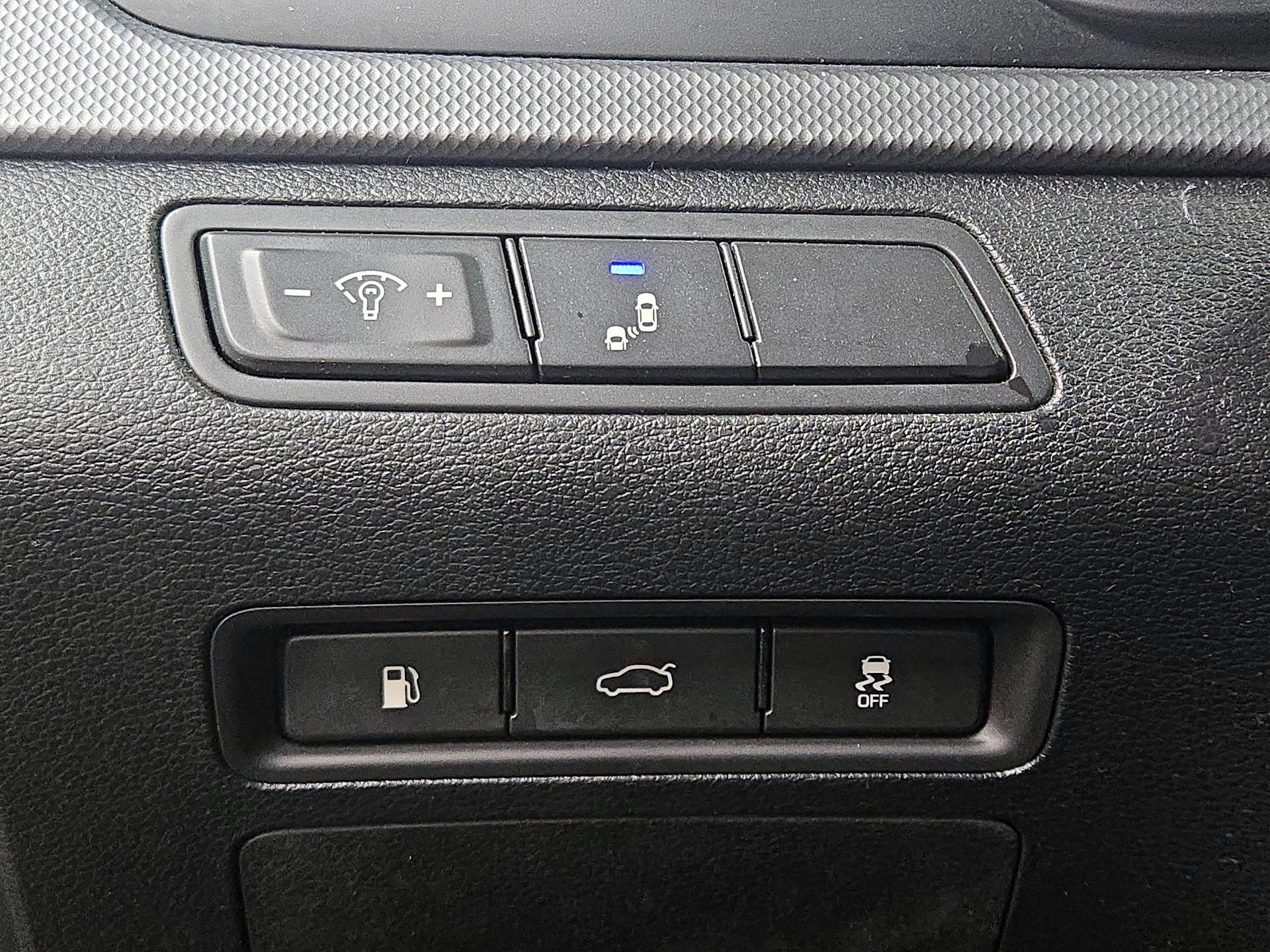 Thumbnail: 2019 Hyundai Sonata - 13