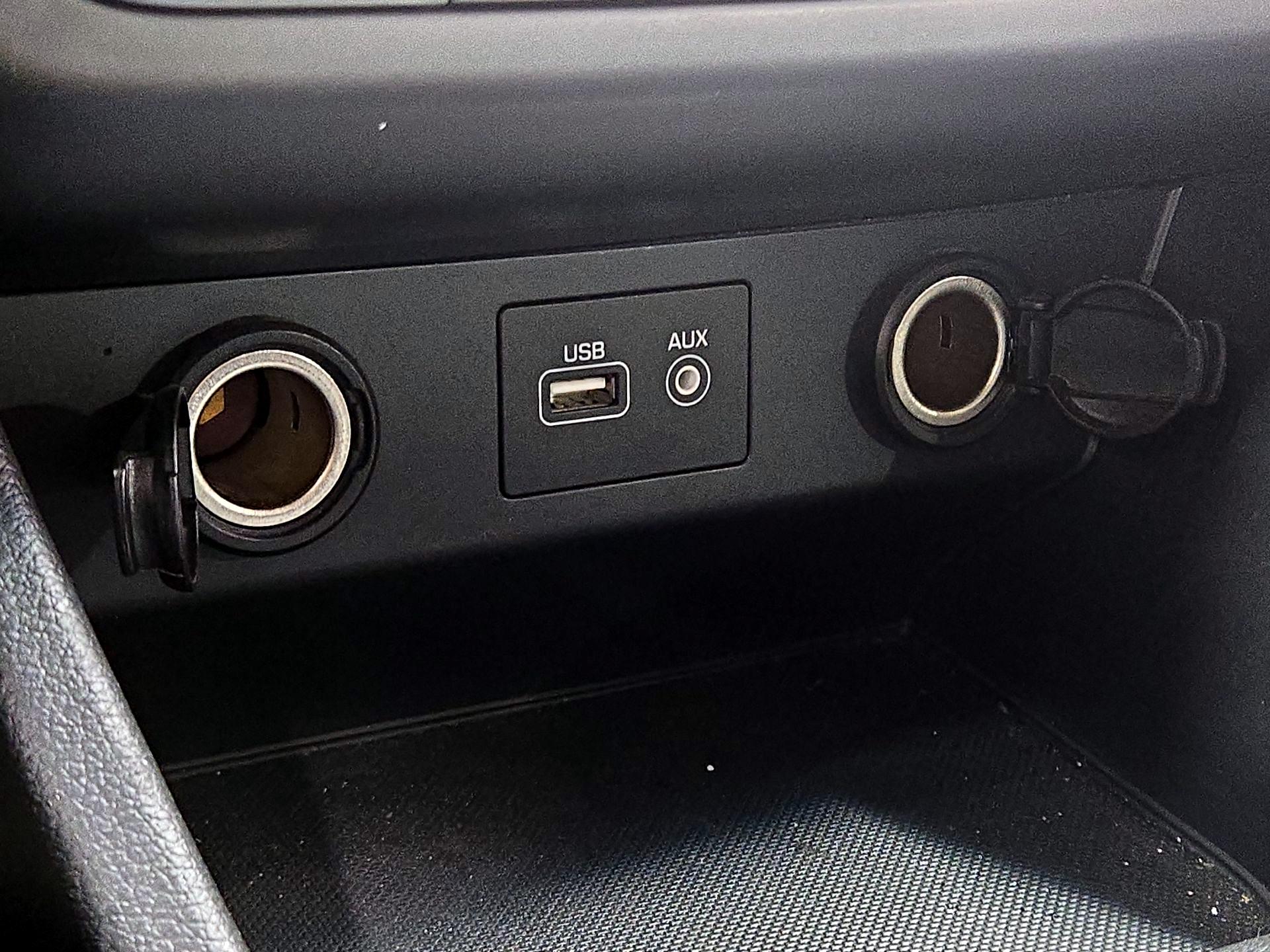 Thumbnail: 2019 Hyundai Sonata - 18