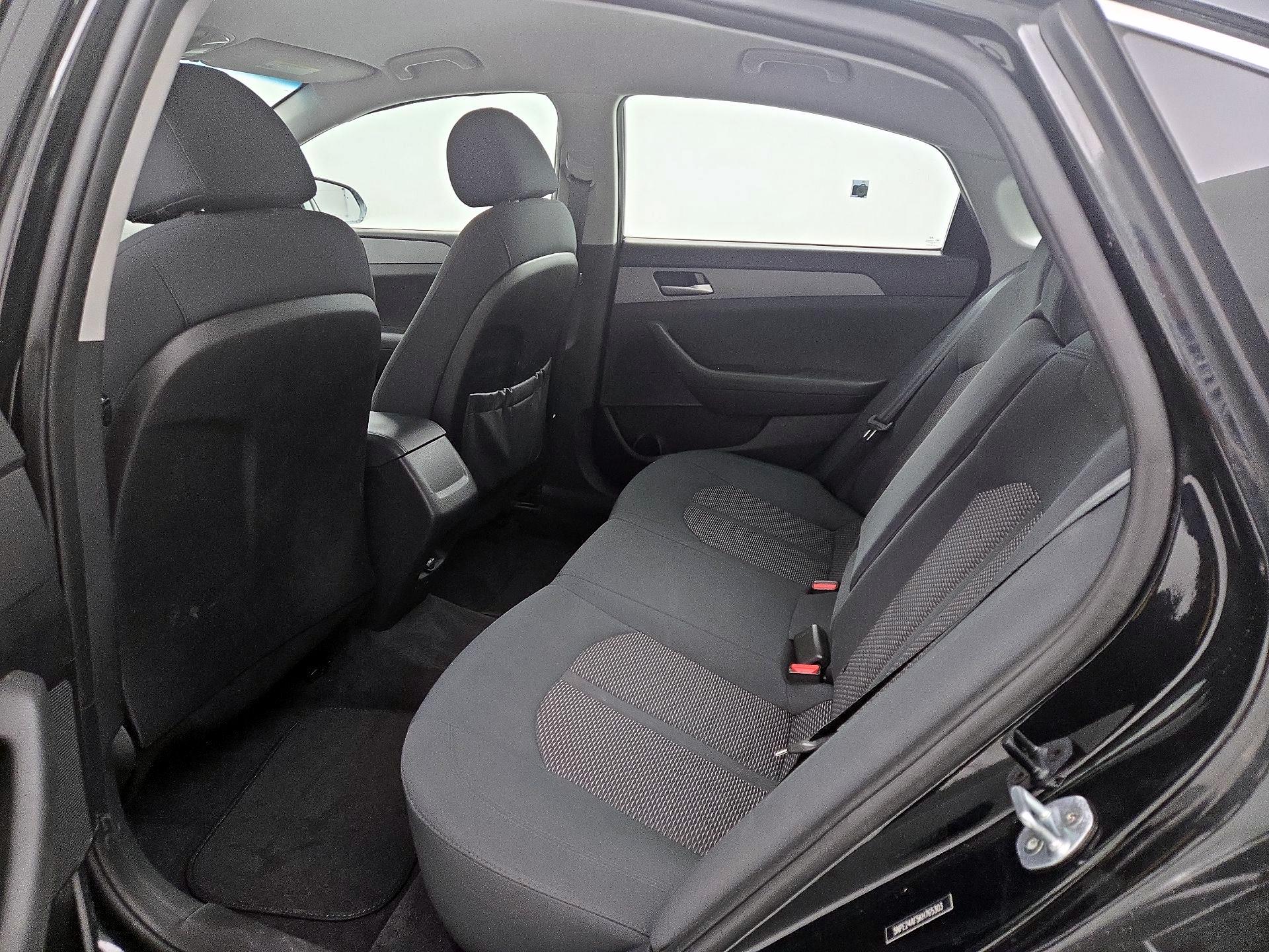 Thumbnail: 2019 Hyundai Sonata - 19