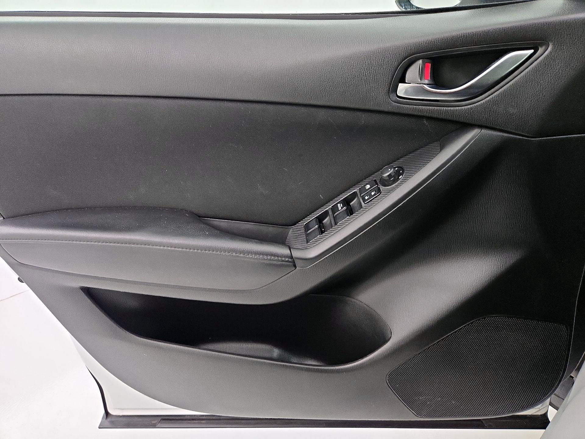 Thumbnail: 2016 Mazda CX-5 - 12