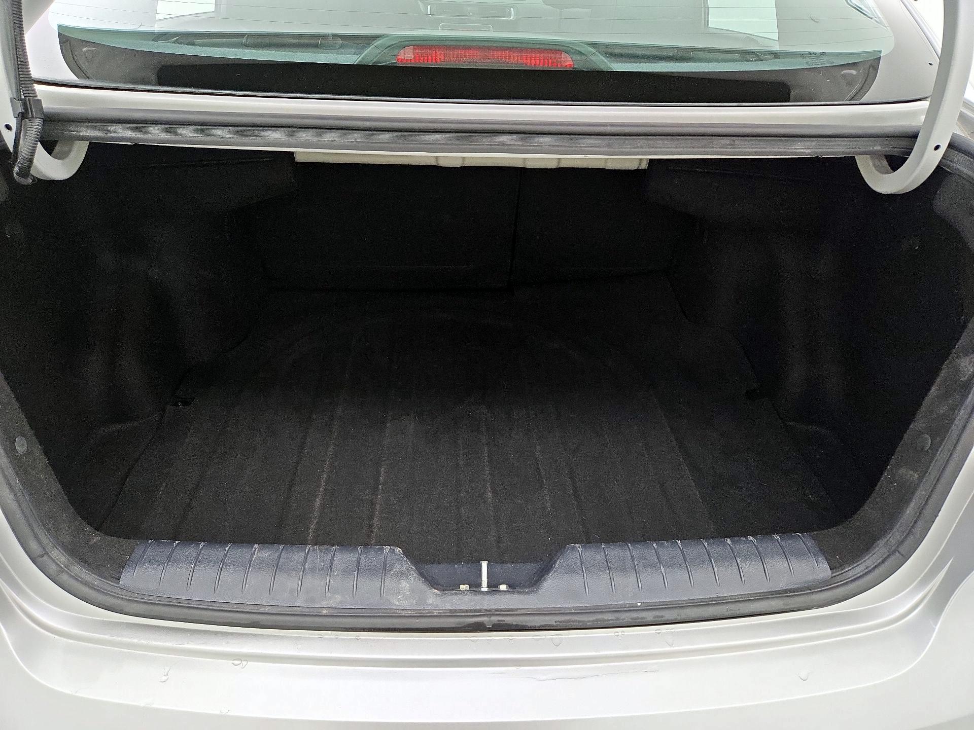 Thumbnail: 2016 Kia Rio - 19