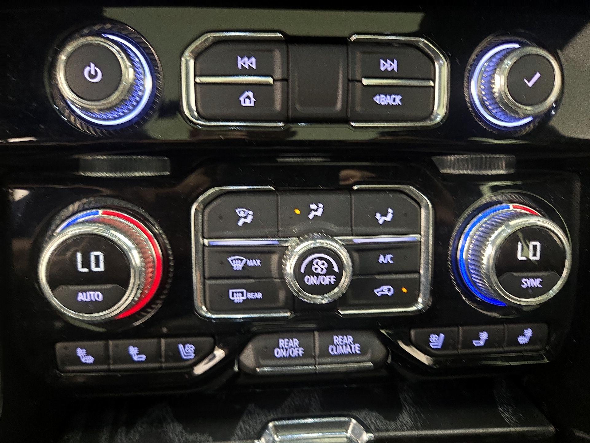 Thumbnail: 2022 GMC Yukon - 16