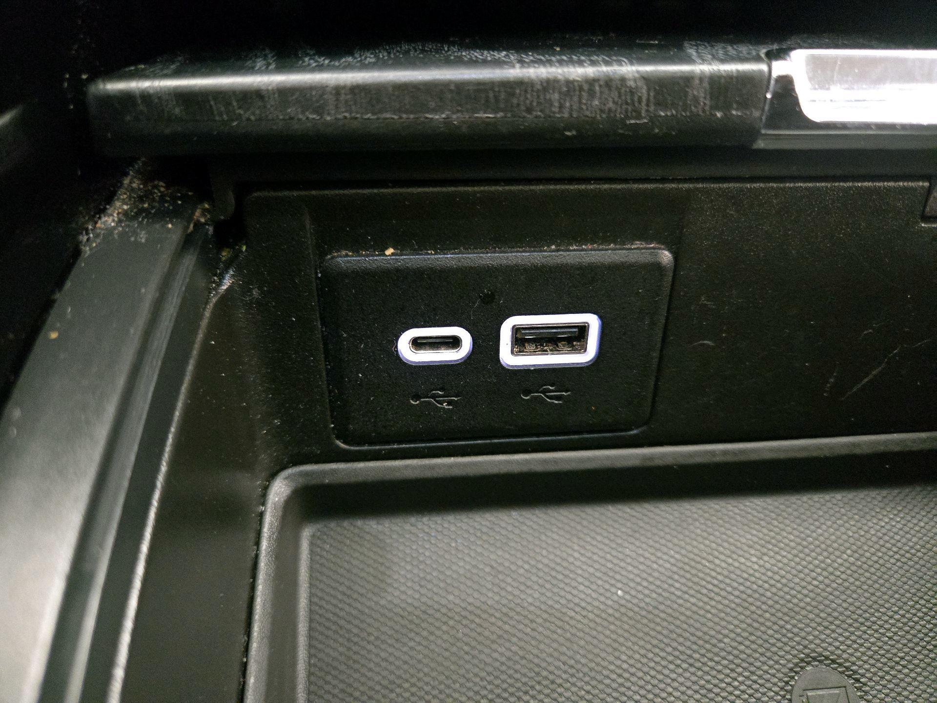 Thumbnail: 2022 GMC Yukon - 18