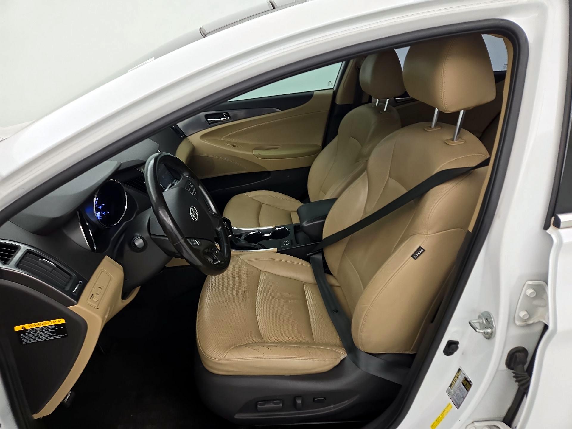 Thumbnail: 2015 Hyundai Sonata - 11