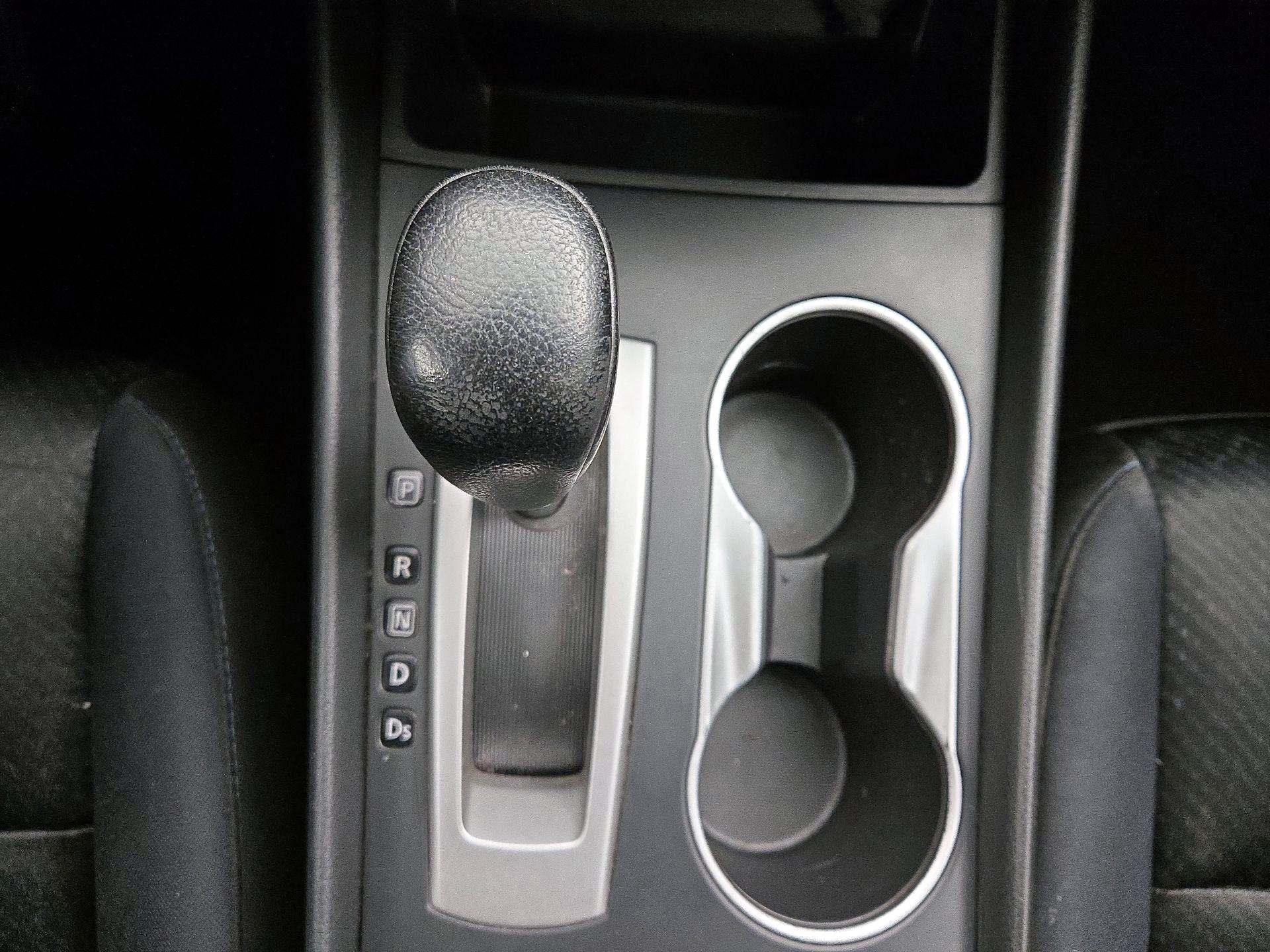 Thumbnail: 2017 Nissan Altima - 17