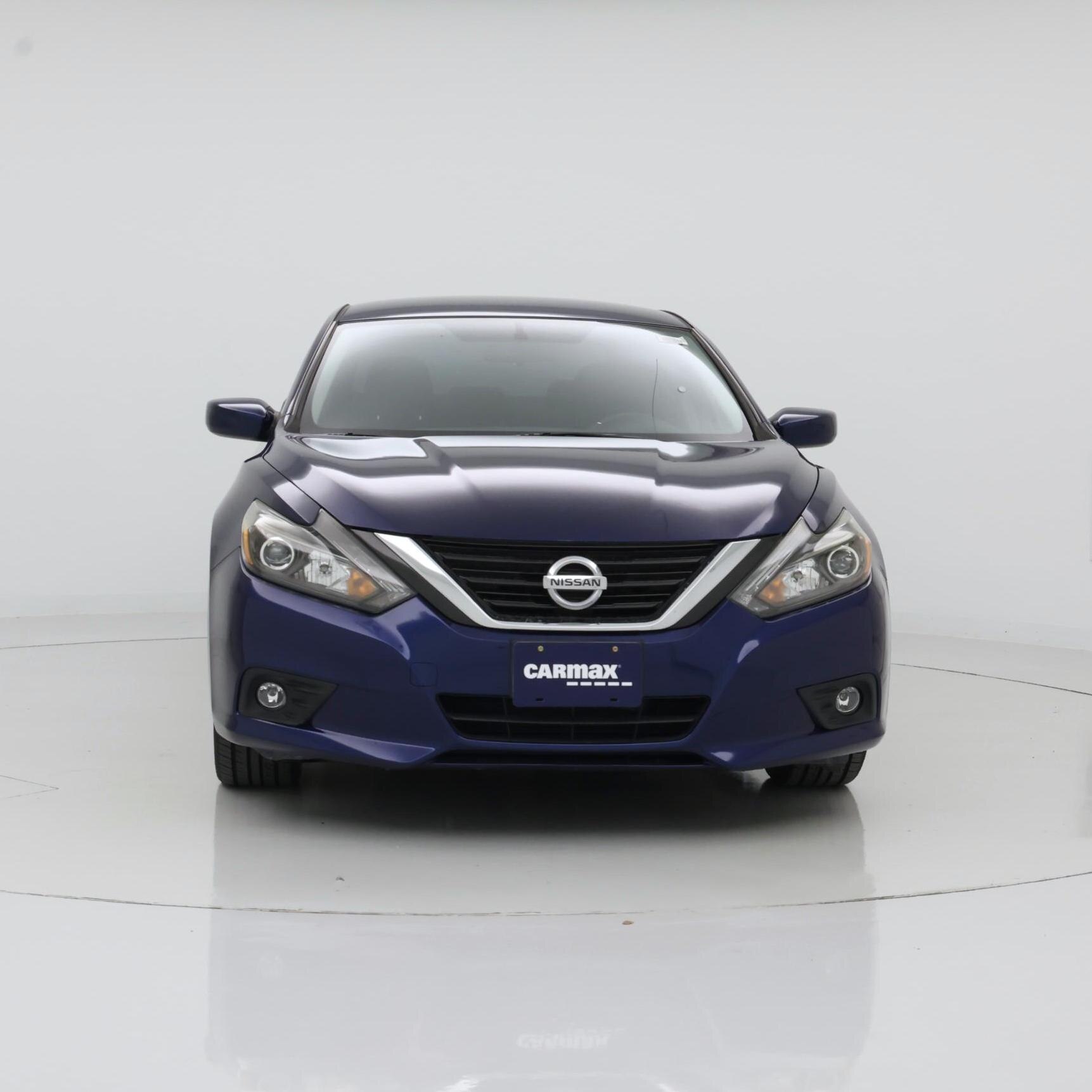 Thumbnail: 2017 Nissan Altima - 5