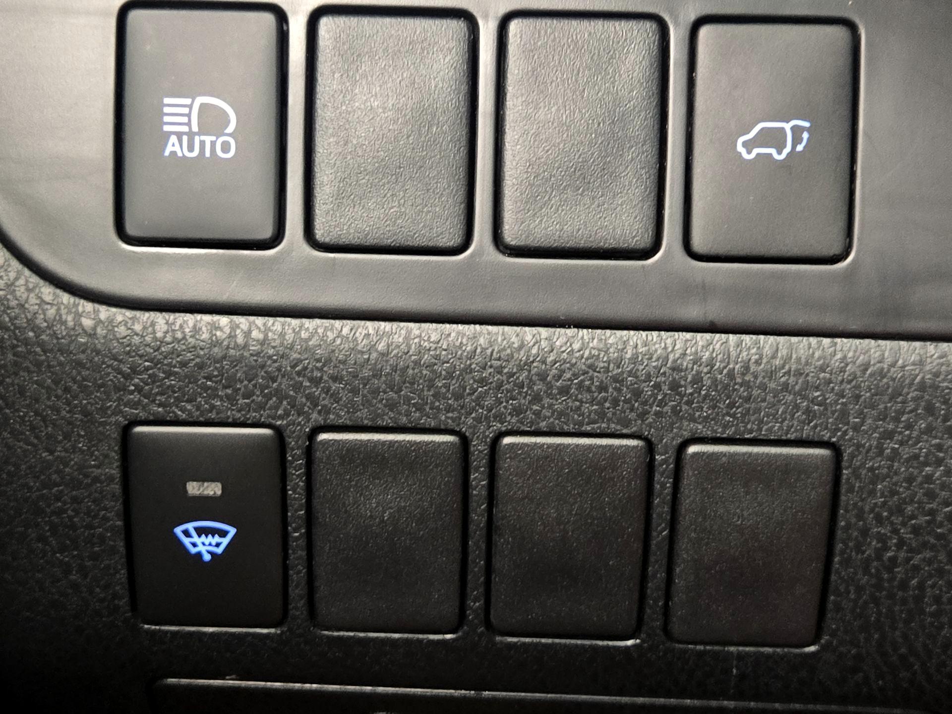 Thumbnail: 2018 Toyota Highlander - 13