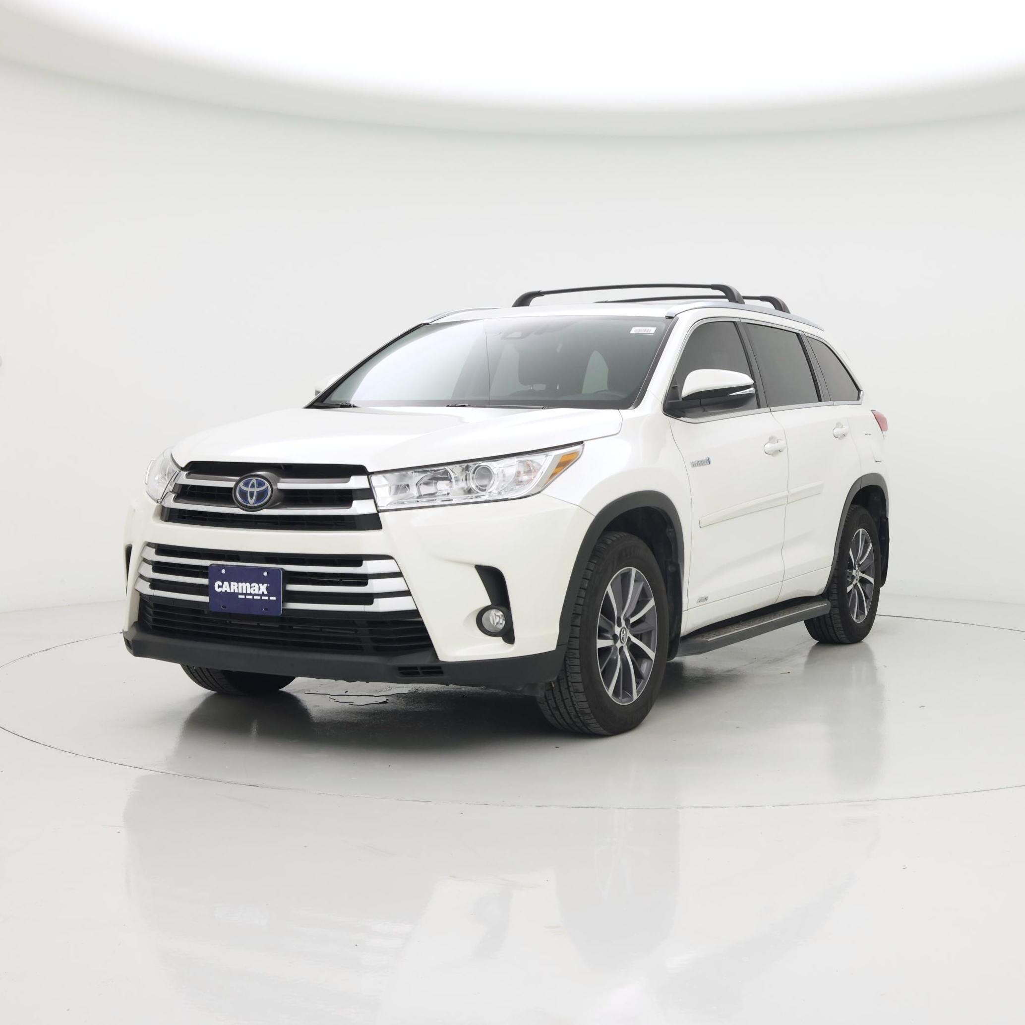 Thumbnail: 2018 Toyota Highlander - 4