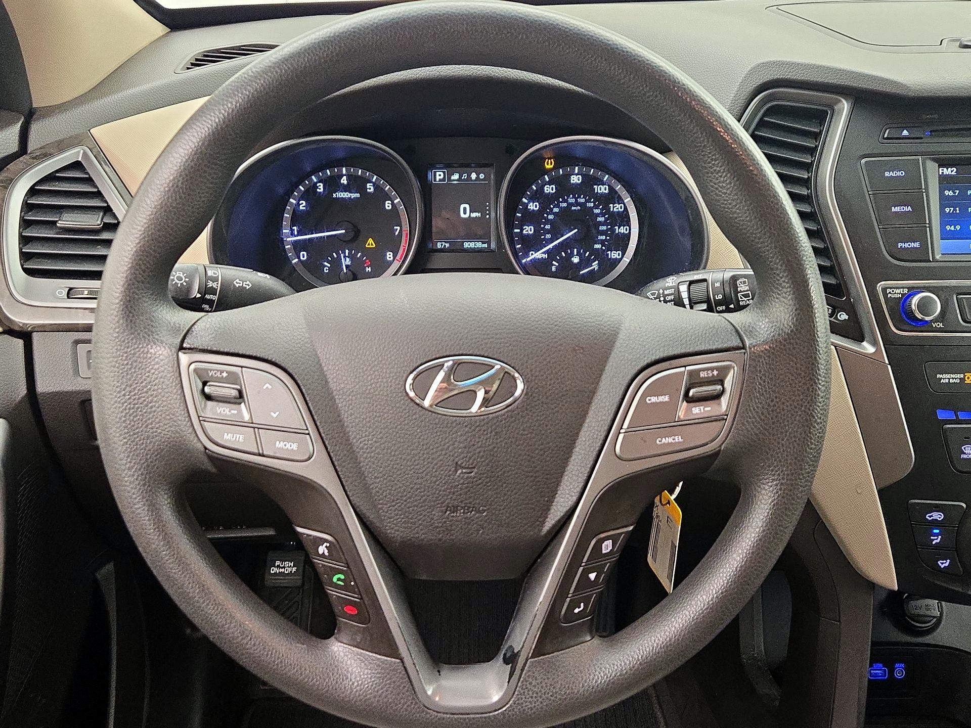 Thumbnail: 2017 Hyundai Santa Fe - 10