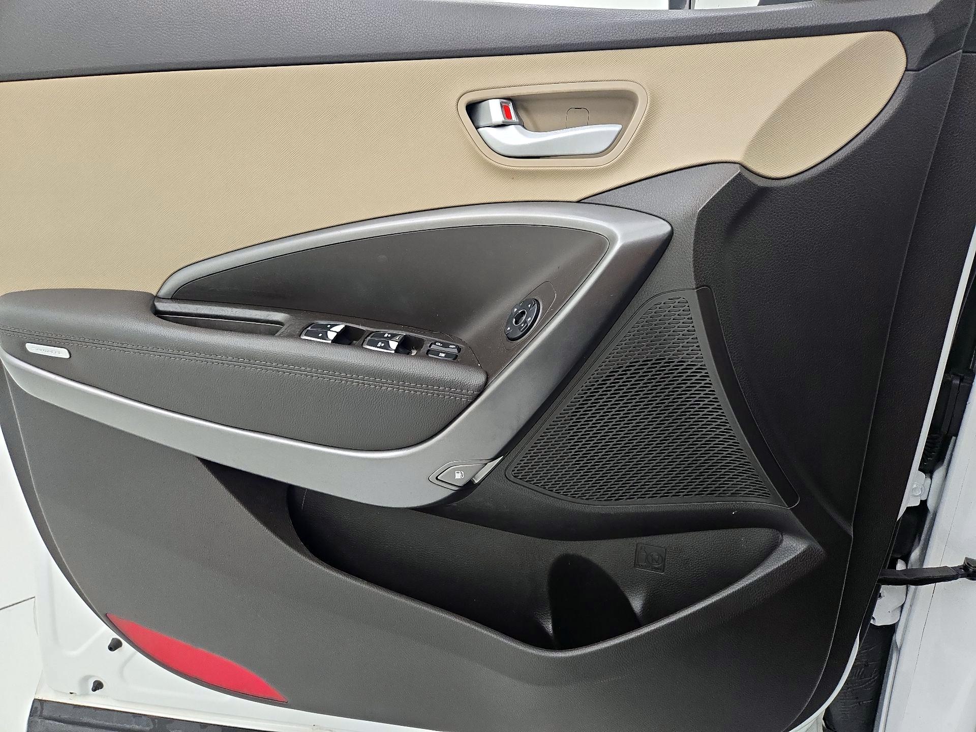 Thumbnail: 2017 Hyundai Santa Fe - 12