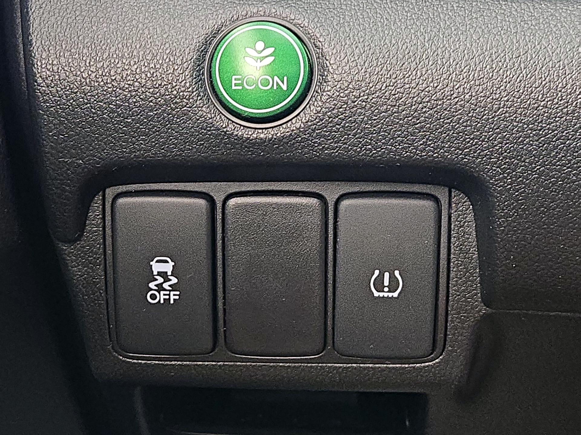 Thumbnail: 2016 Honda CR-V - 13