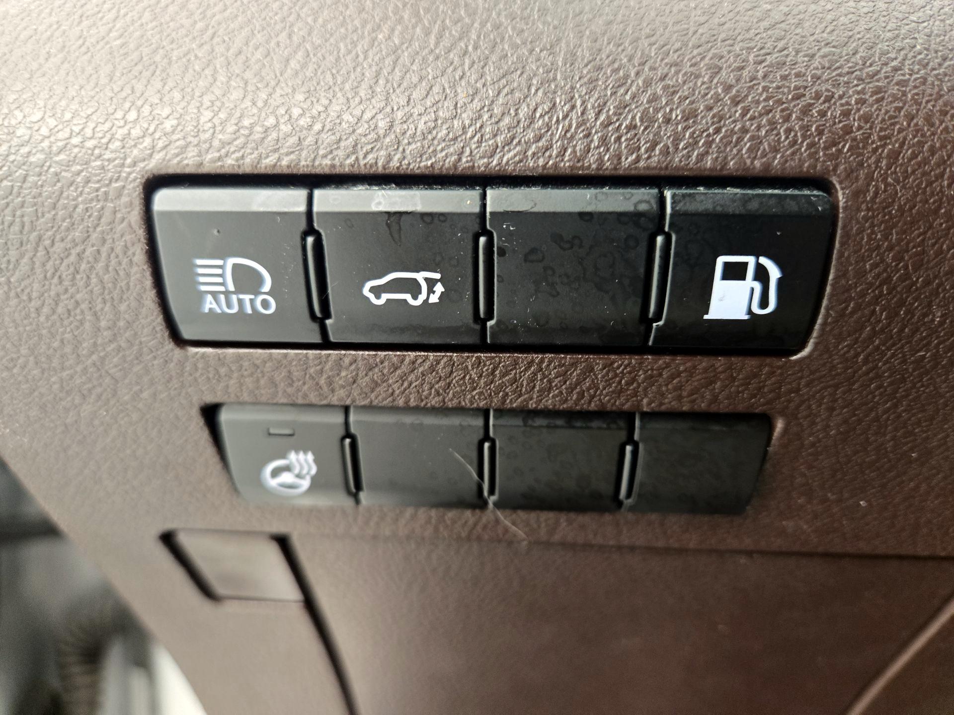 Thumbnail: 2017 Lexus RX - 13