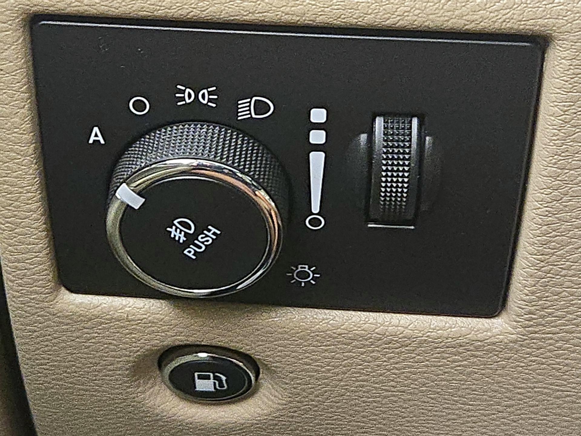 Thumbnail: 2021 Jeep Grand Cherokee - 13