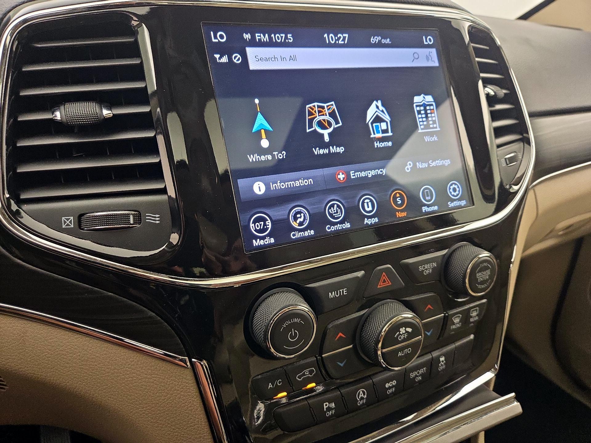 Thumbnail: 2021 Jeep Grand Cherokee - 14