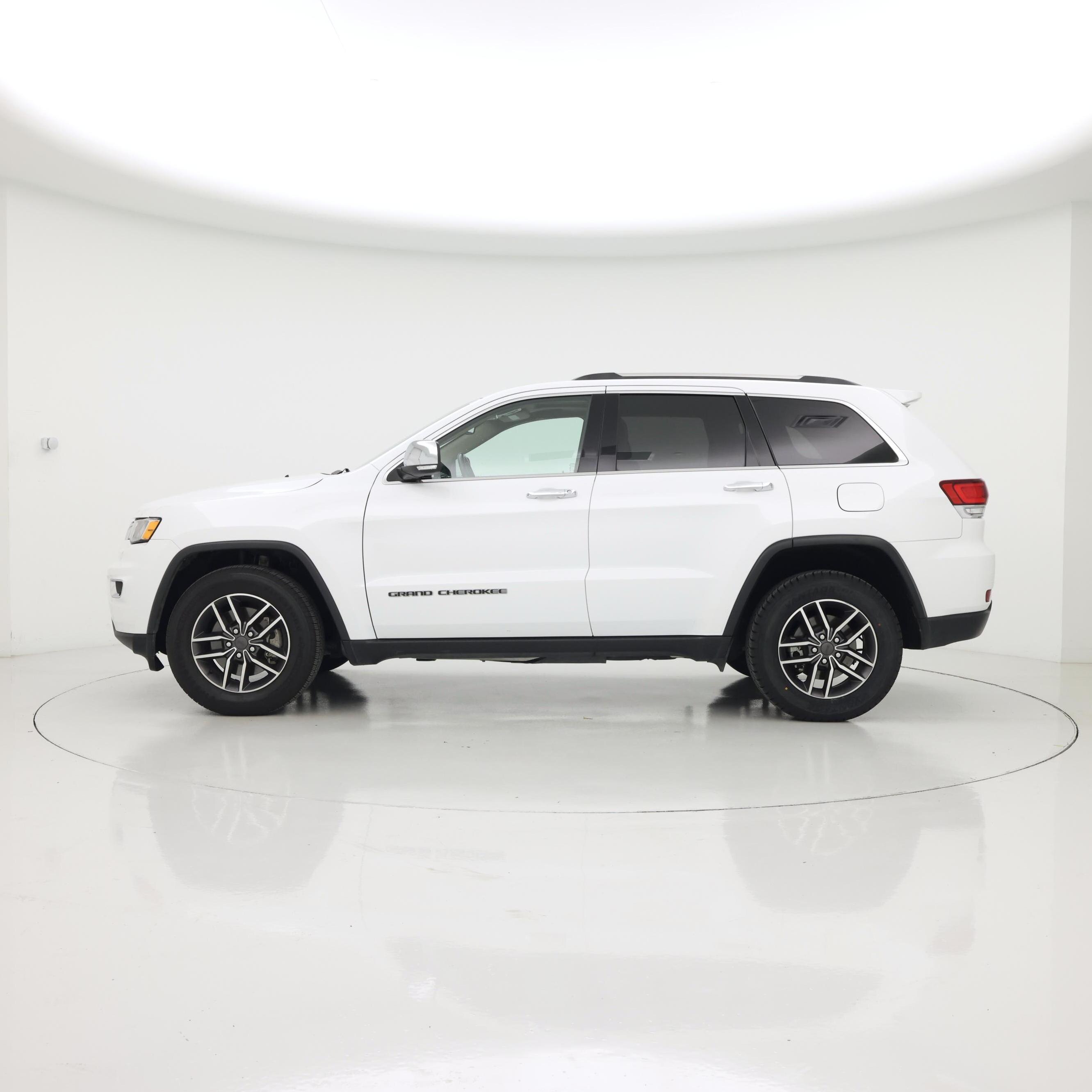 Thumbnail: 2021 Jeep Grand Cherokee - 3