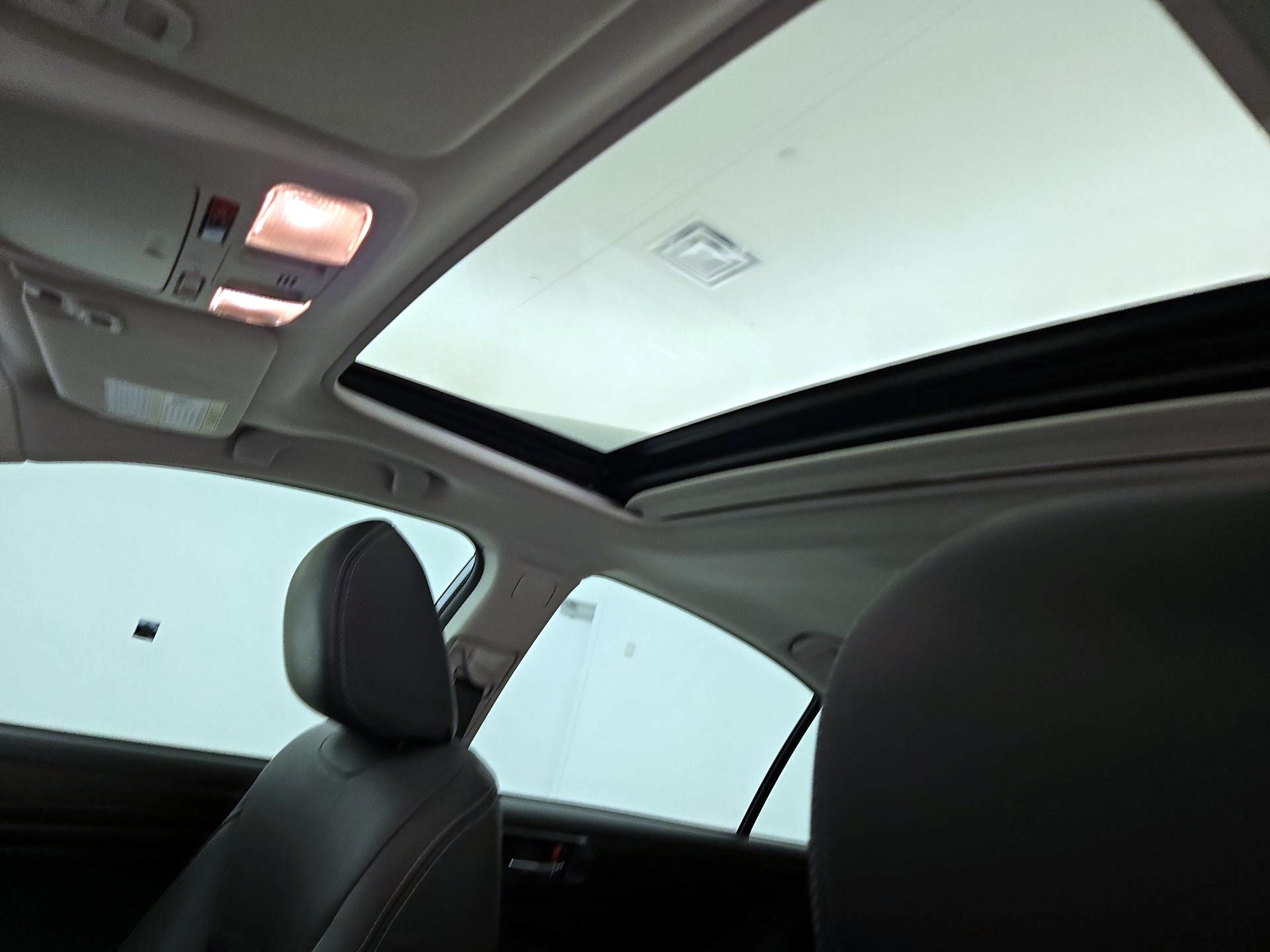 Thumbnail: 2017 Subaru Legacy - 20