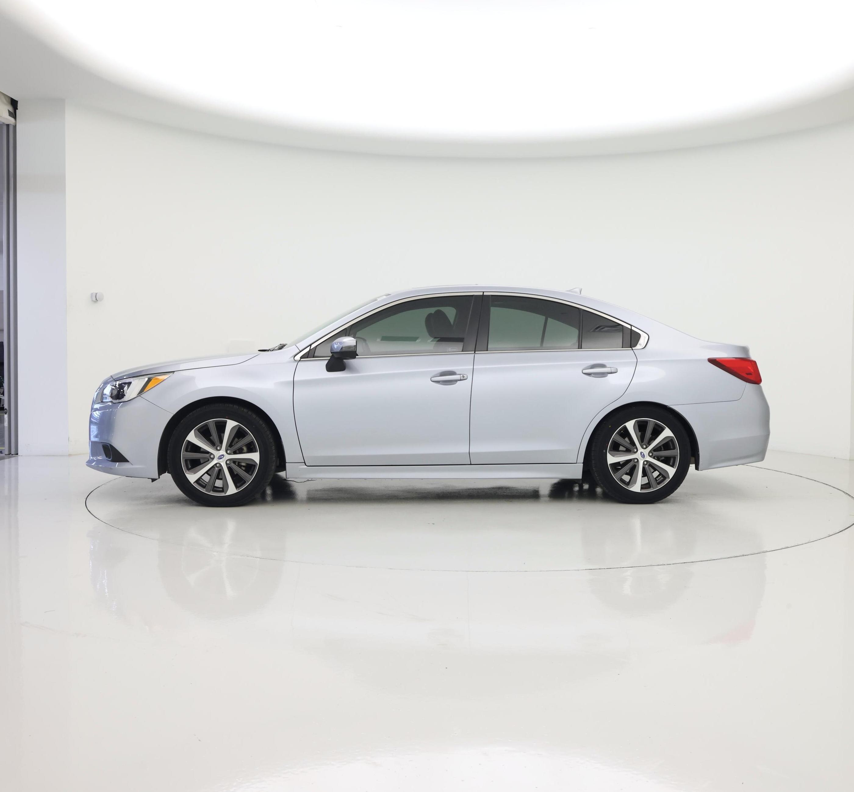 Thumbnail: 2017 Subaru Legacy - 3