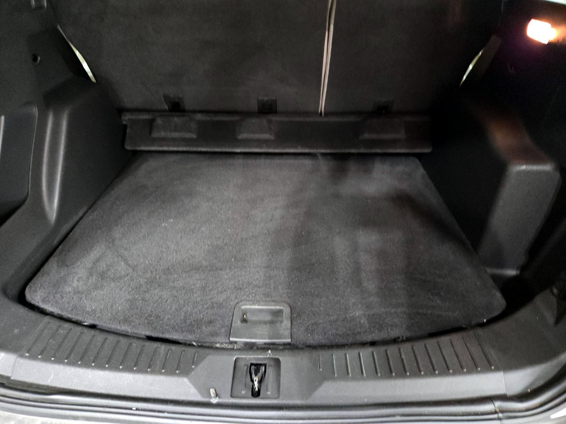 Thumbnail: 2014 Ford Escape - 17