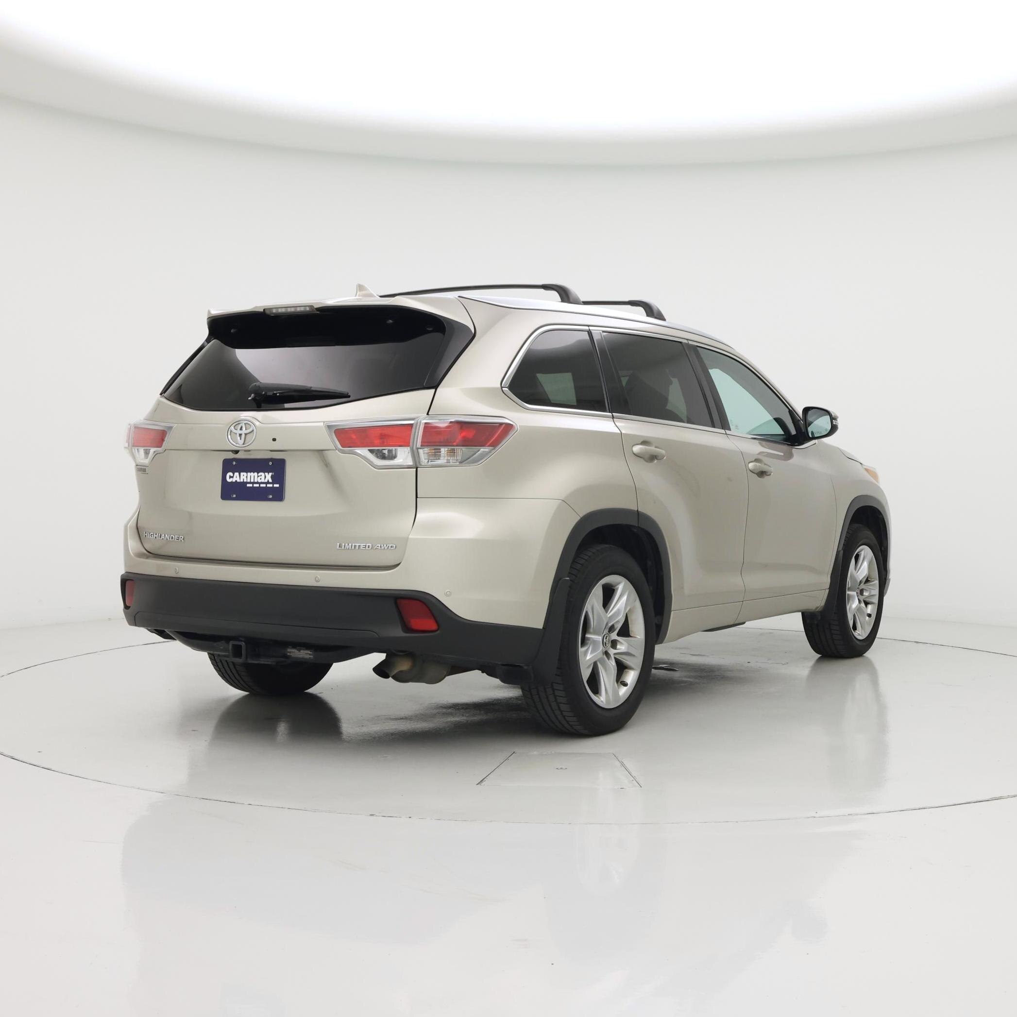 Thumbnail: 2016 Toyota Highlander - 8