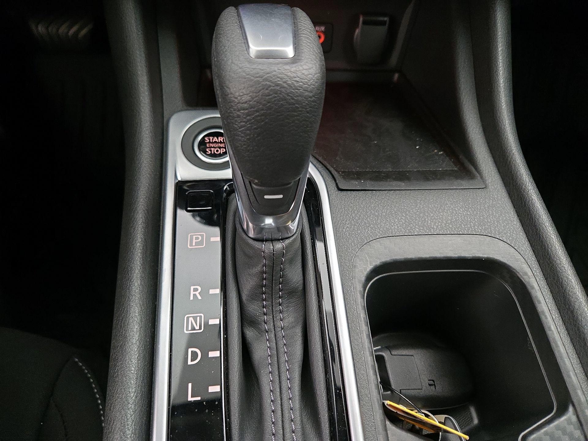 Thumbnail: 2025 Nissan Sentra - 17