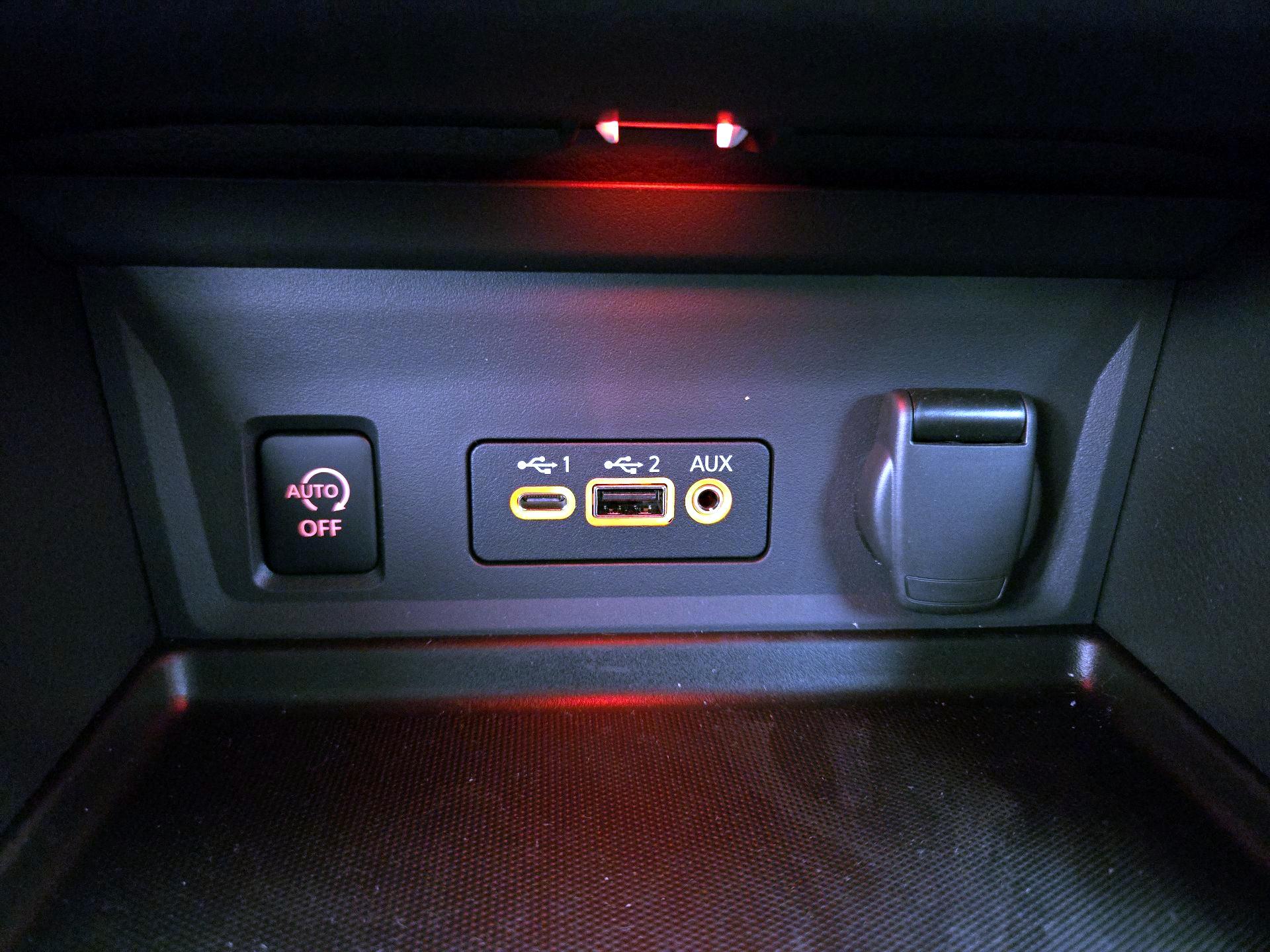 Thumbnail: 2025 Nissan Sentra - 18