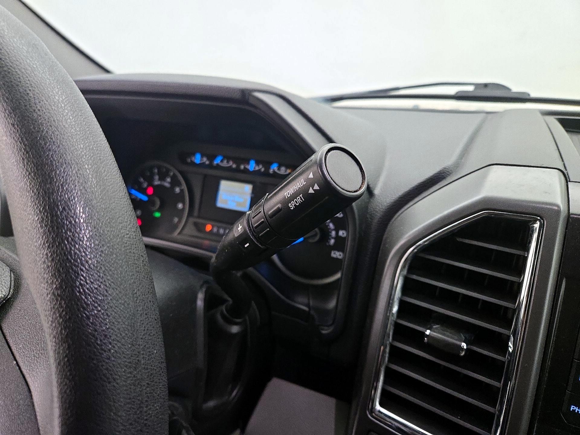 Thumbnail: 2015 Ford F-150 - 16