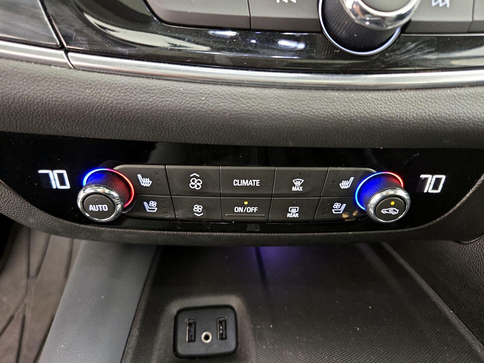 Thumbnail: 2018 Buick Enclave - 17