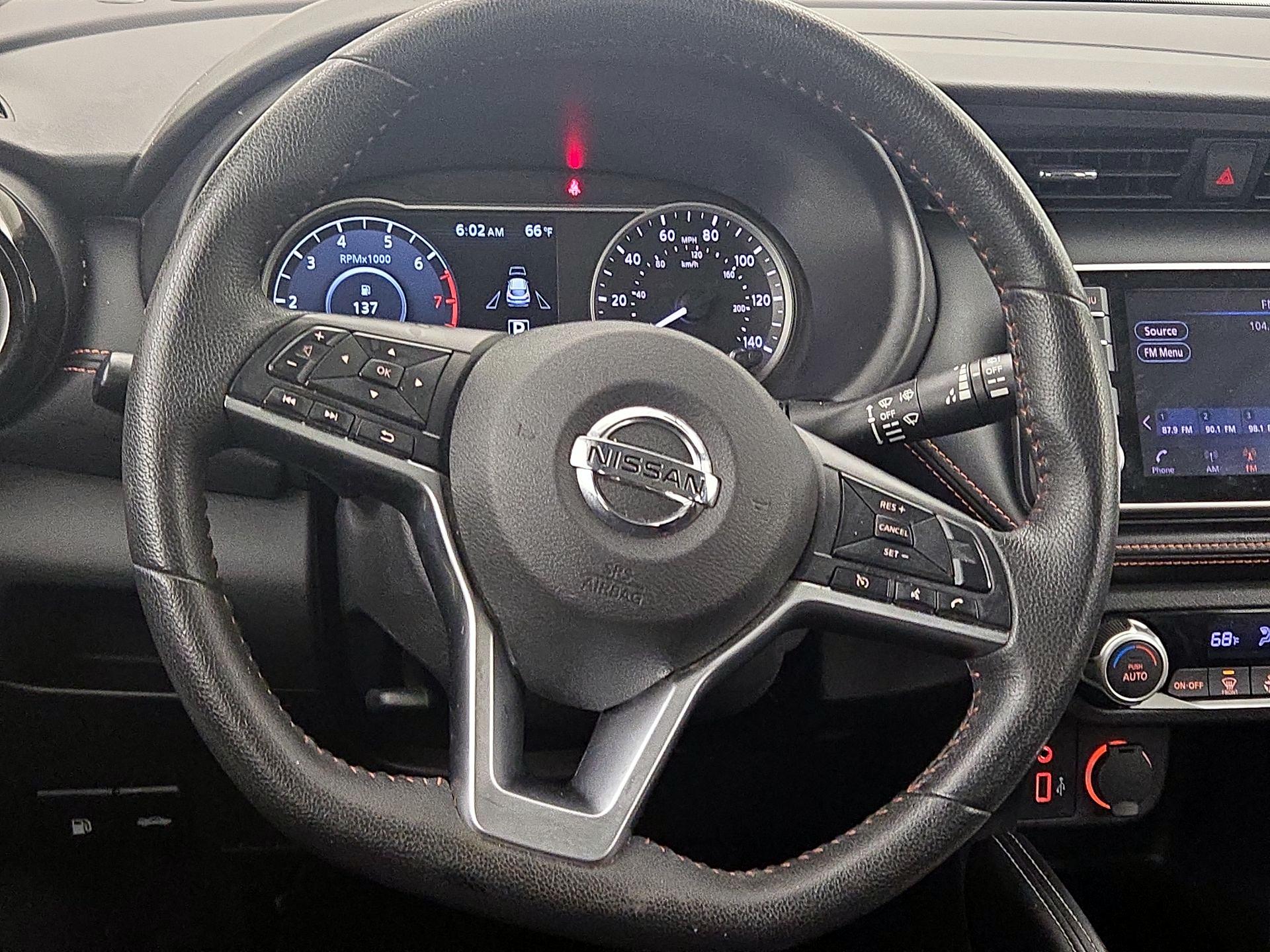 Thumbnail: 2018 Nissan Kicks - 10