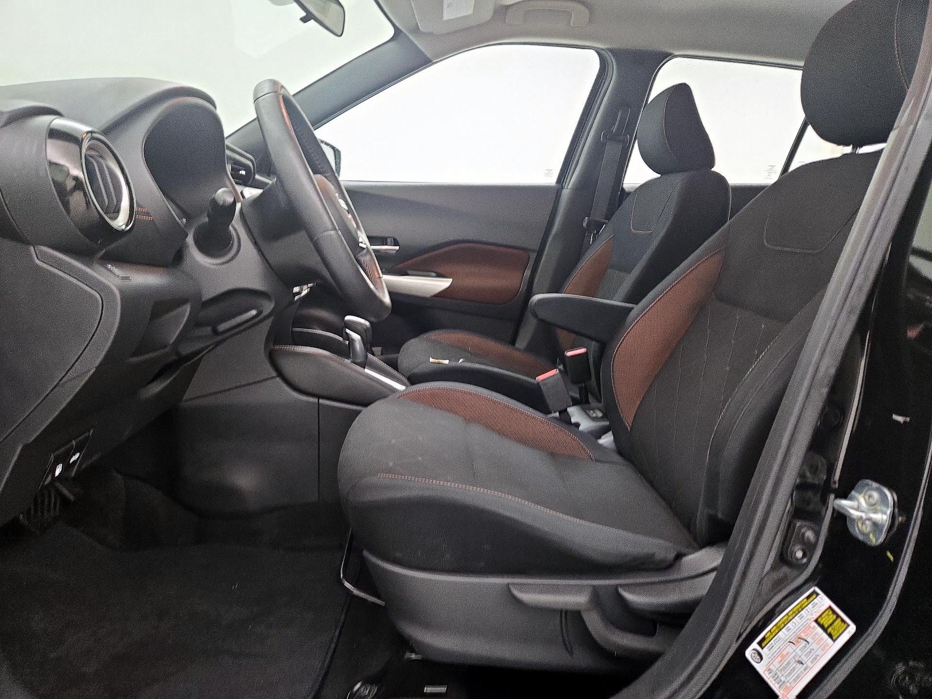 Thumbnail: 2018 Nissan Kicks - 11