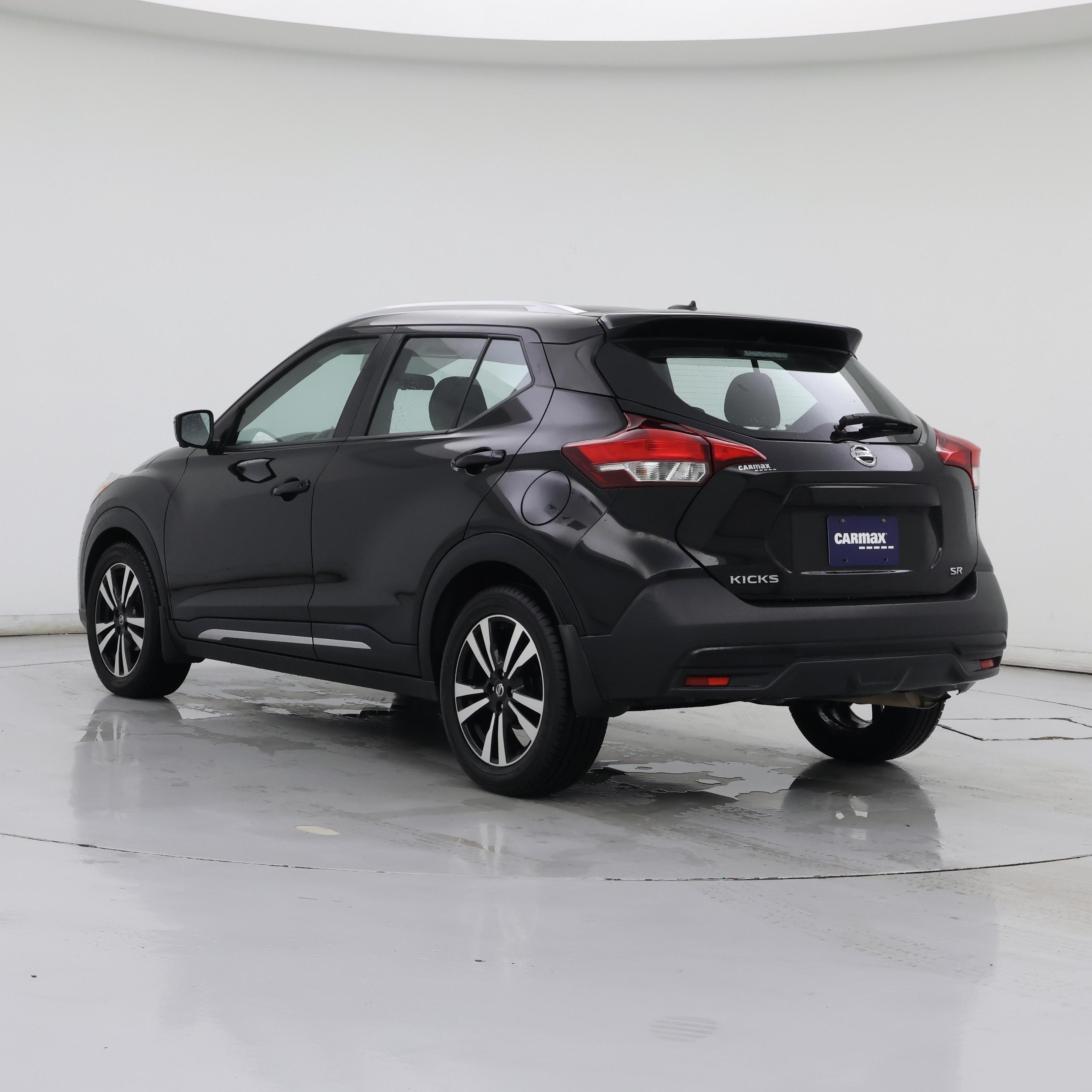 Thumbnail: 2018 Nissan Kicks - 2