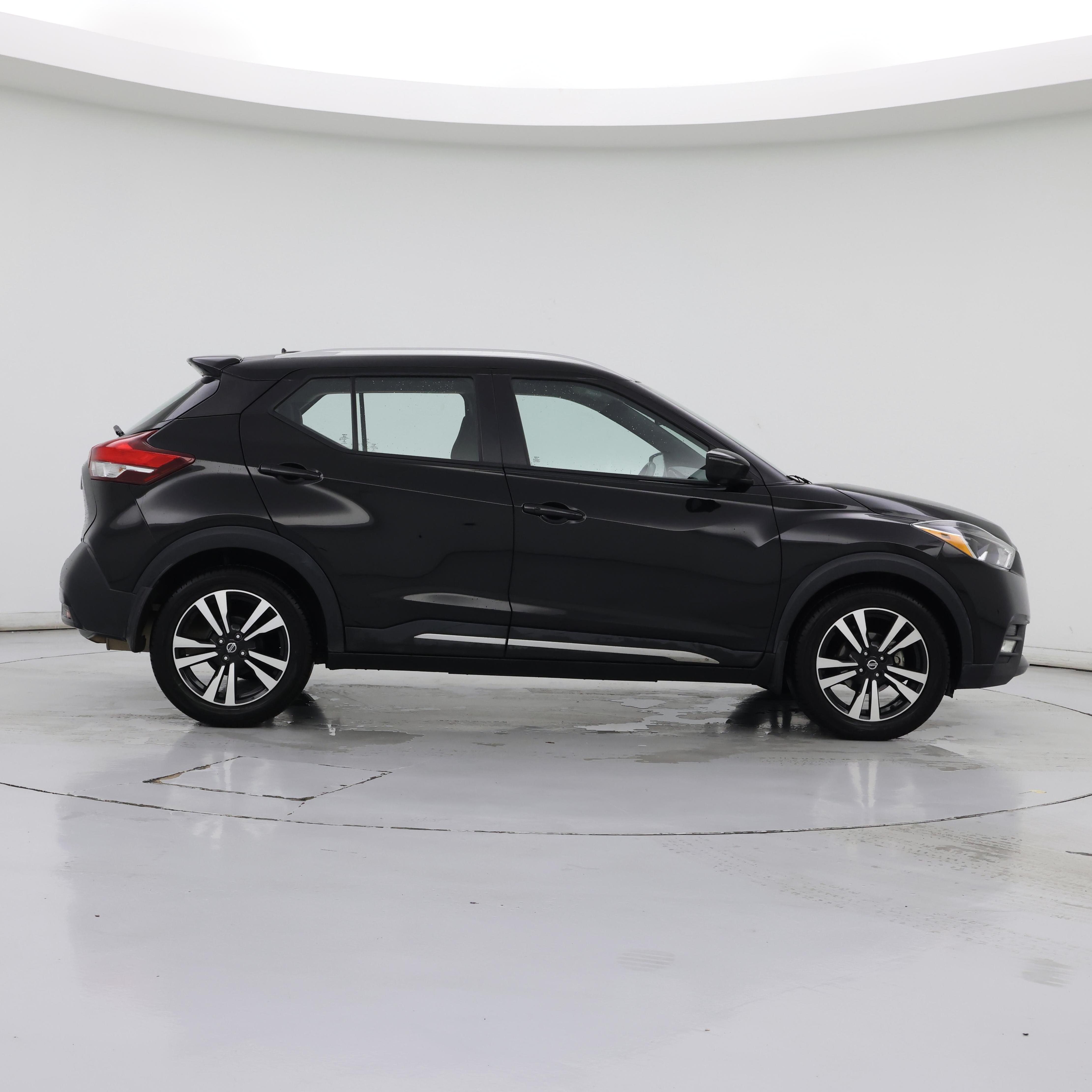 Thumbnail: 2018 Nissan Kicks - 7
