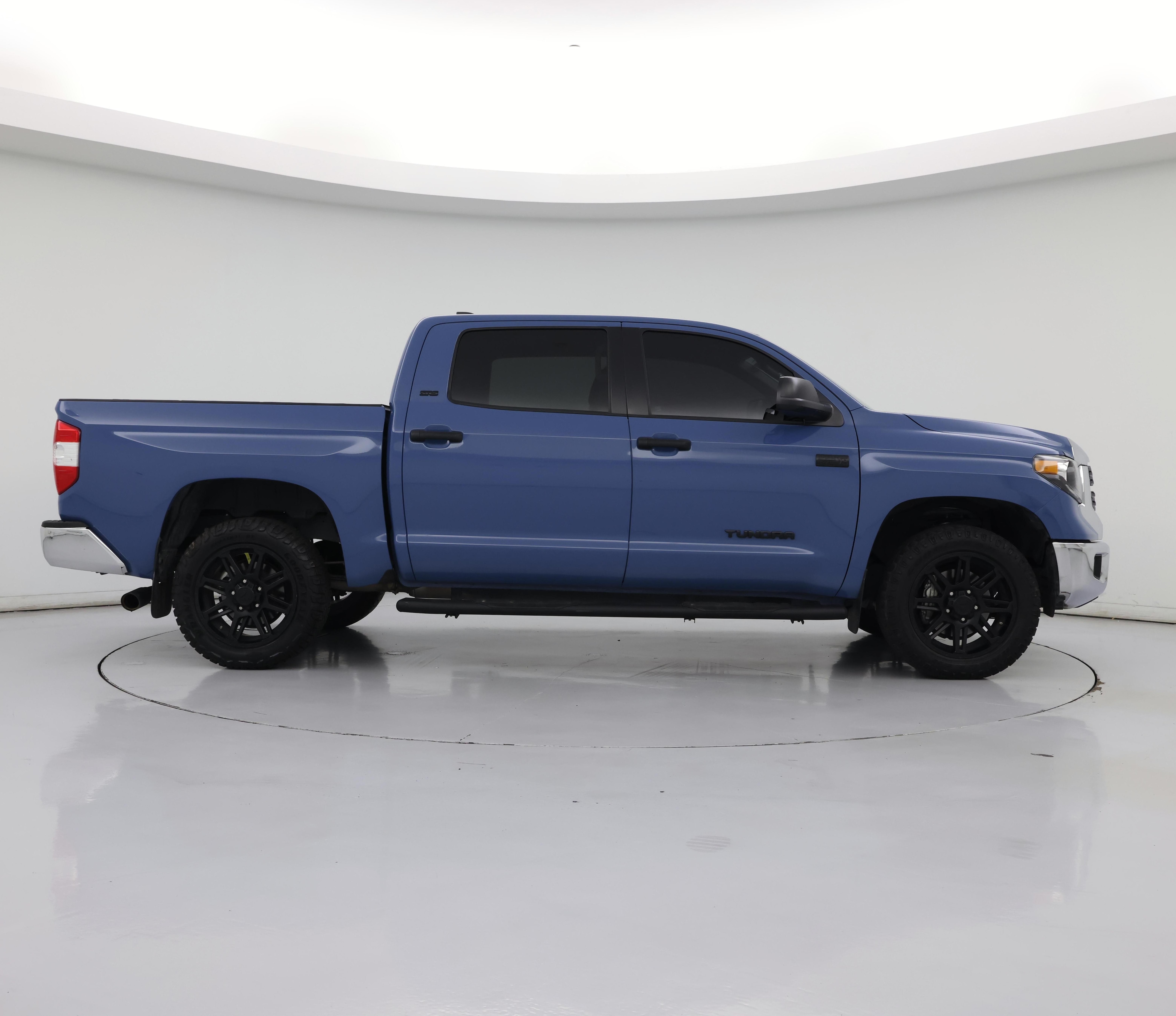 Thumbnail: 2020 Toyota Tundra - 7