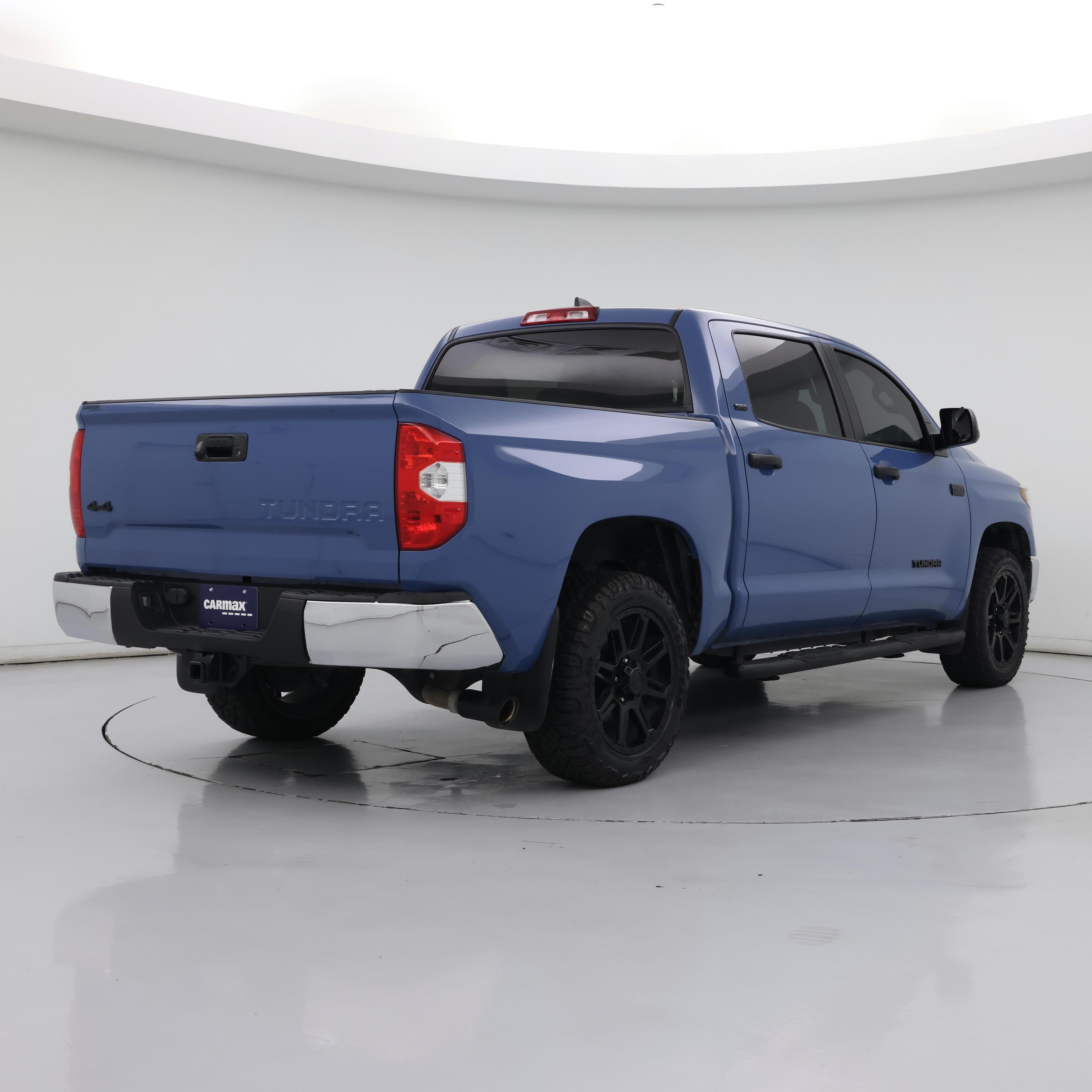 Thumbnail: 2020 Toyota Tundra - 8