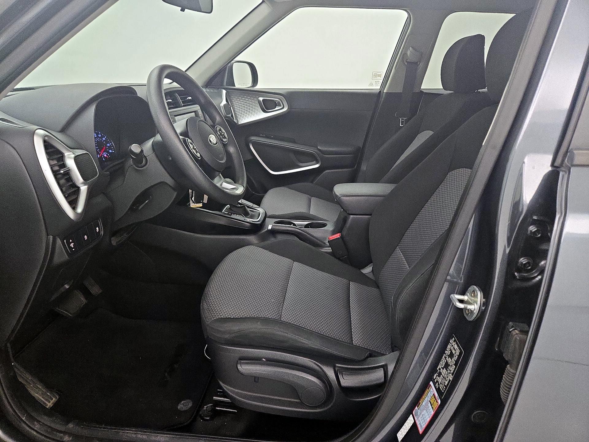 Thumbnail: 2020 Kia Soul - 11