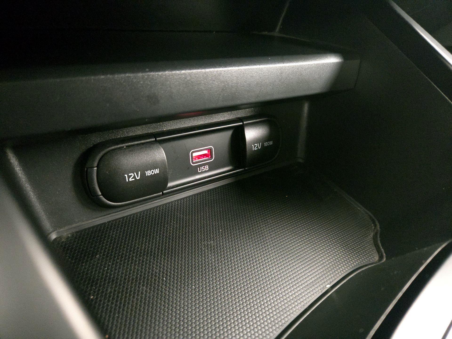 Thumbnail: 2020 Kia Soul - 18