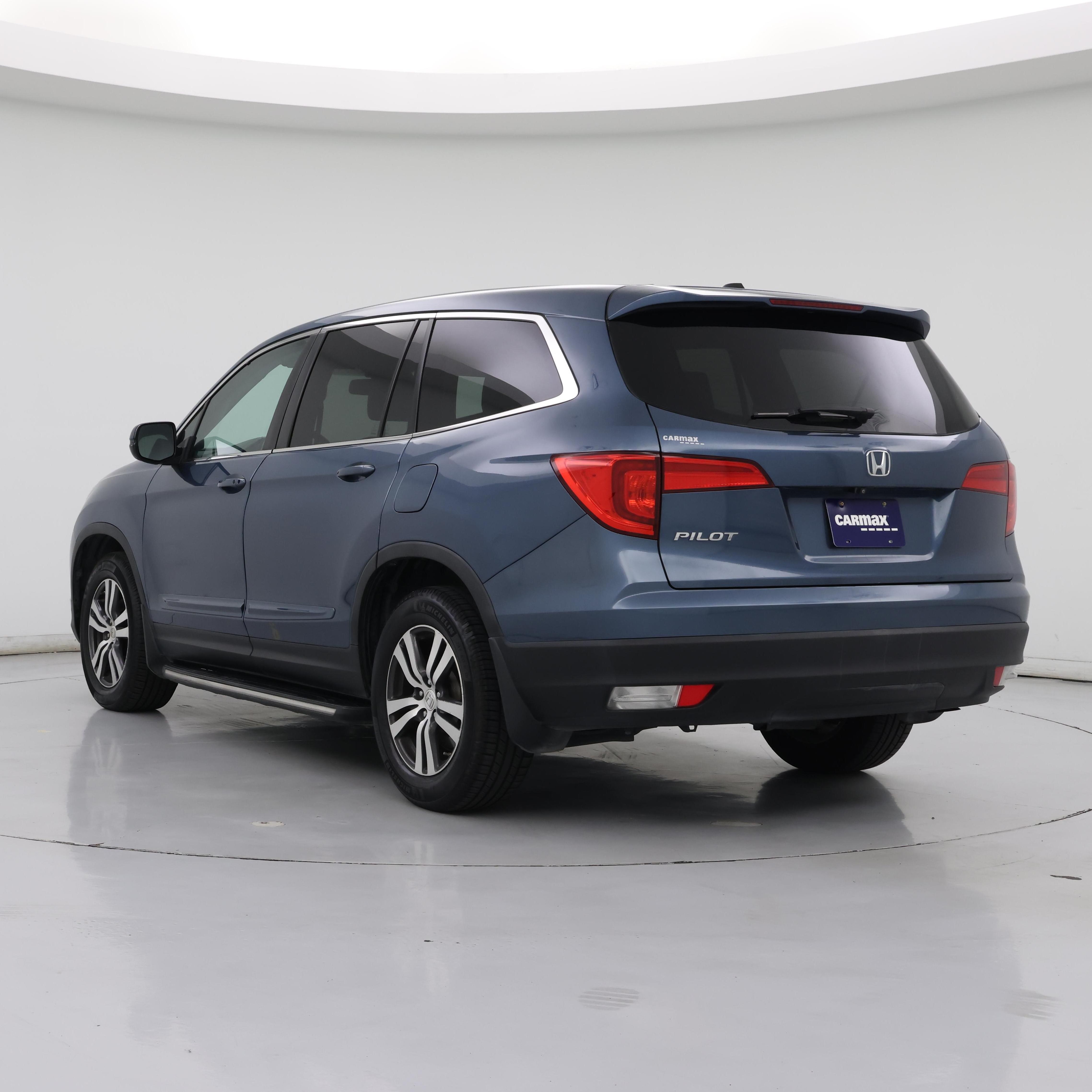 Thumbnail: 2016 Honda Pilot - 2